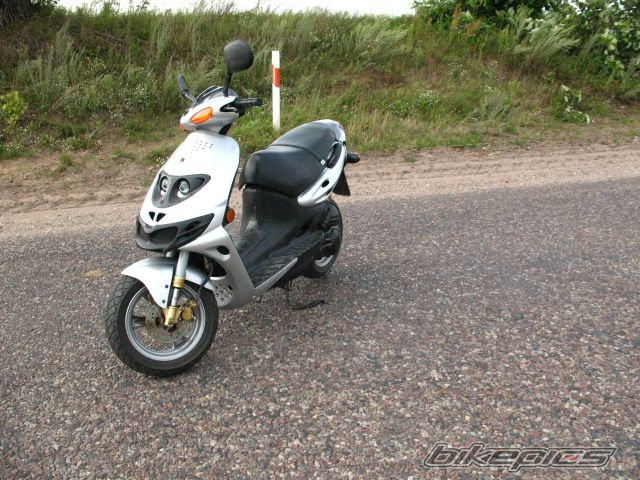 Photo 1378926