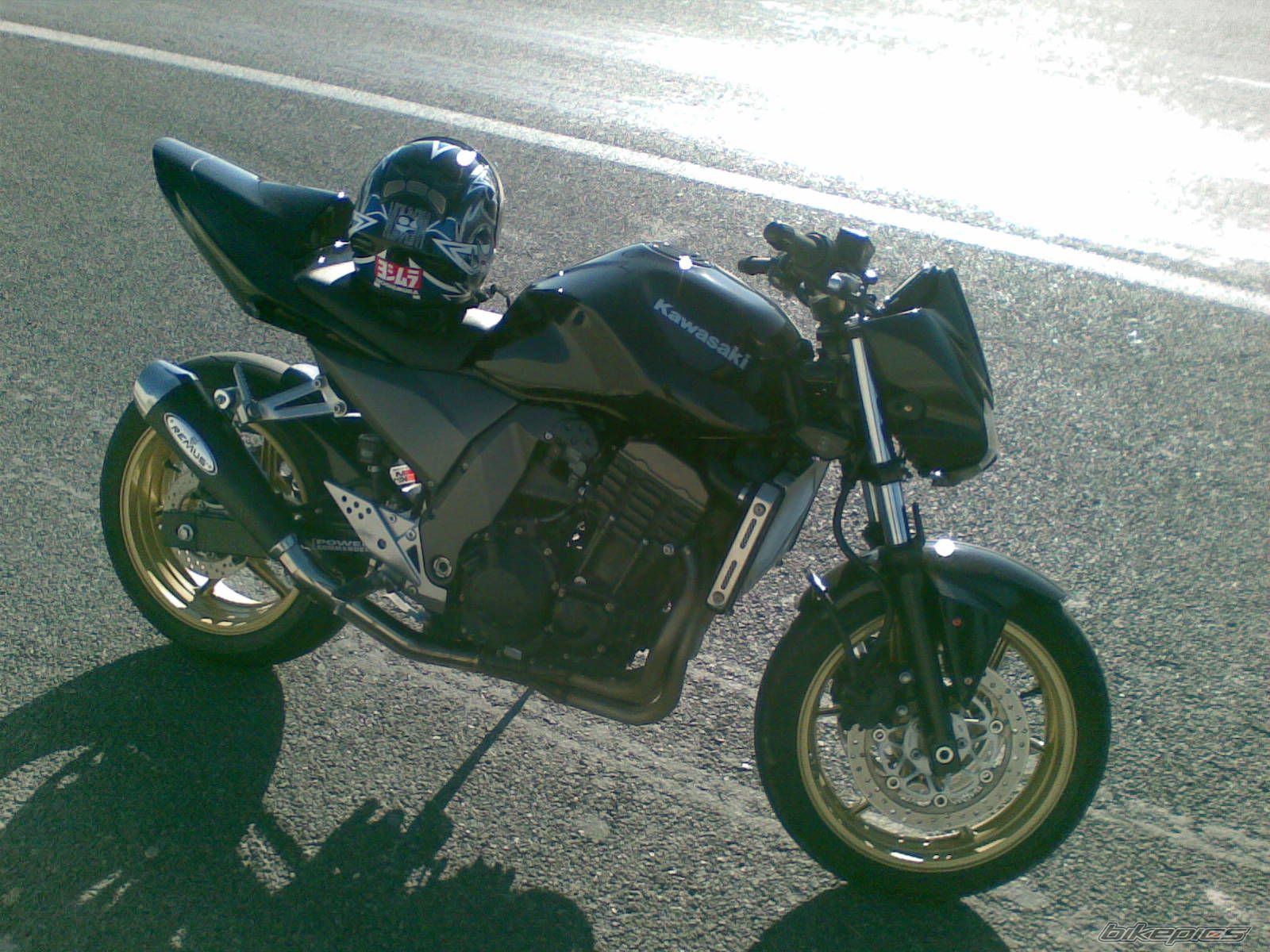 Photo 1378936