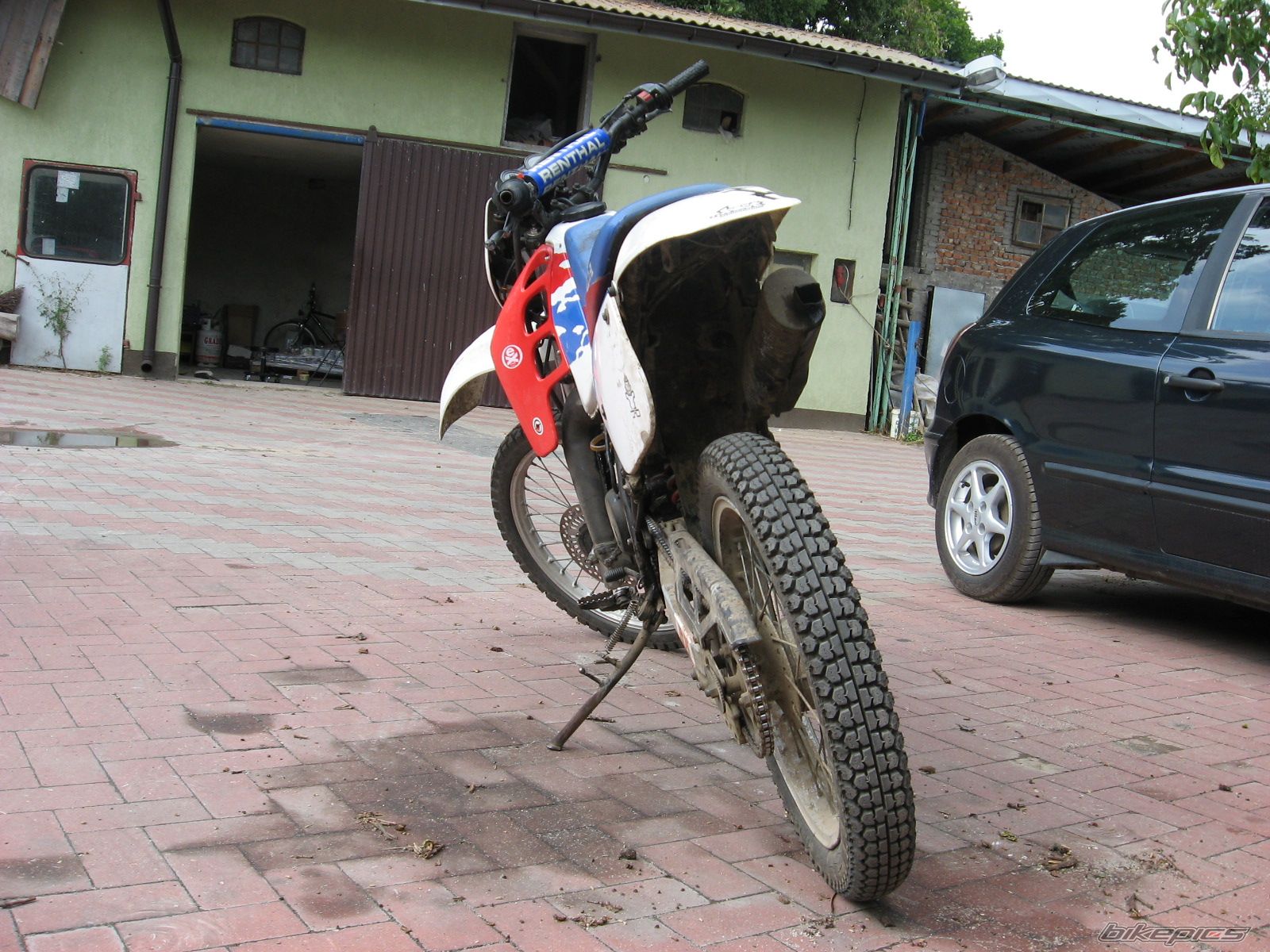 Photo 1378938