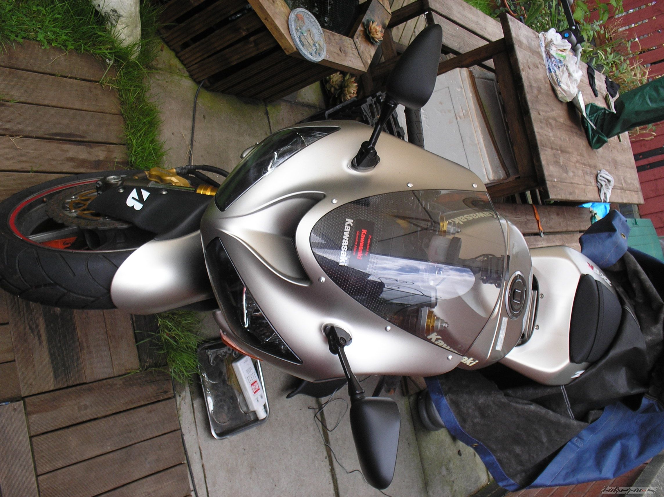 Photo 1378950