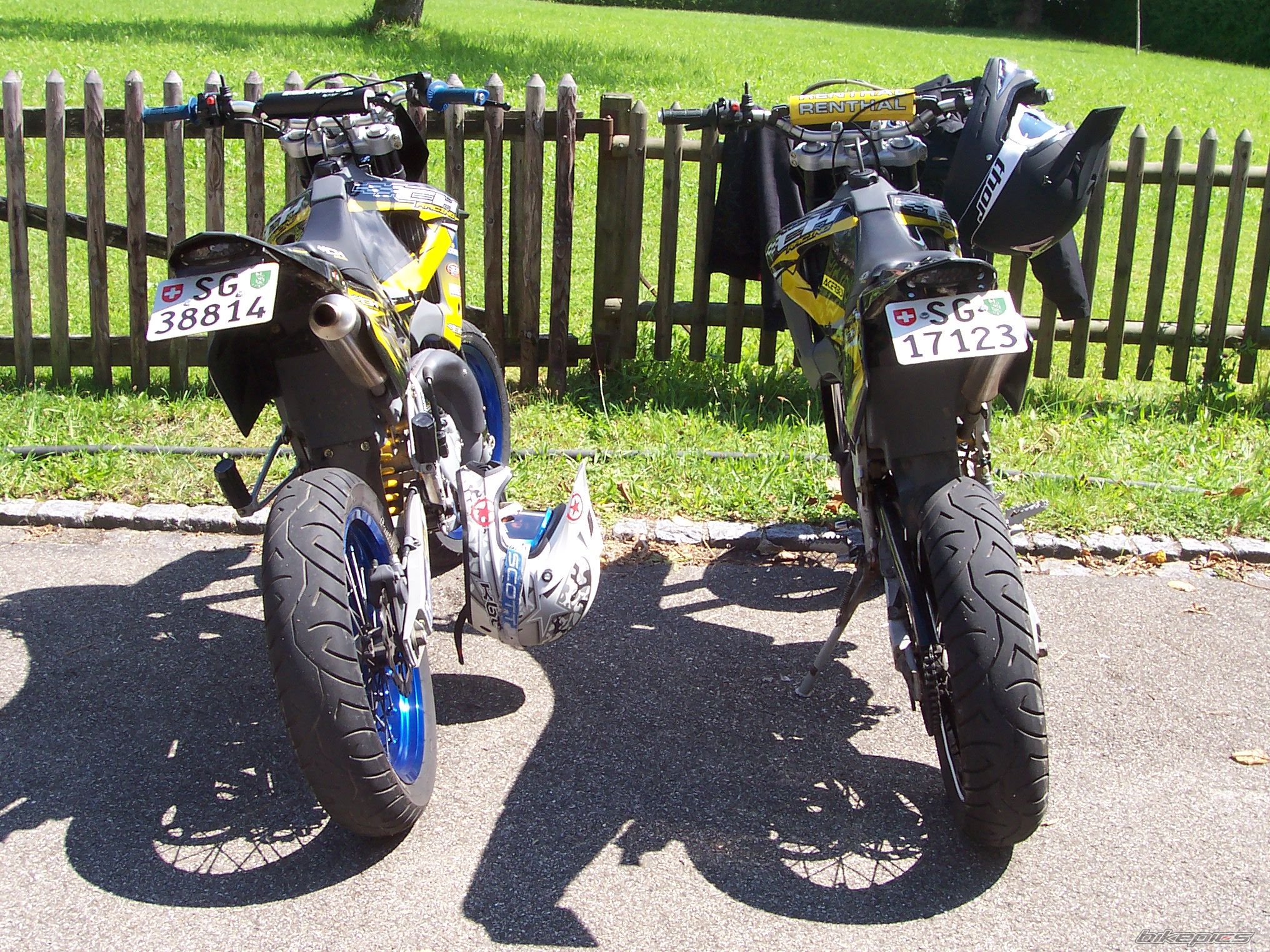 Photo 1378976