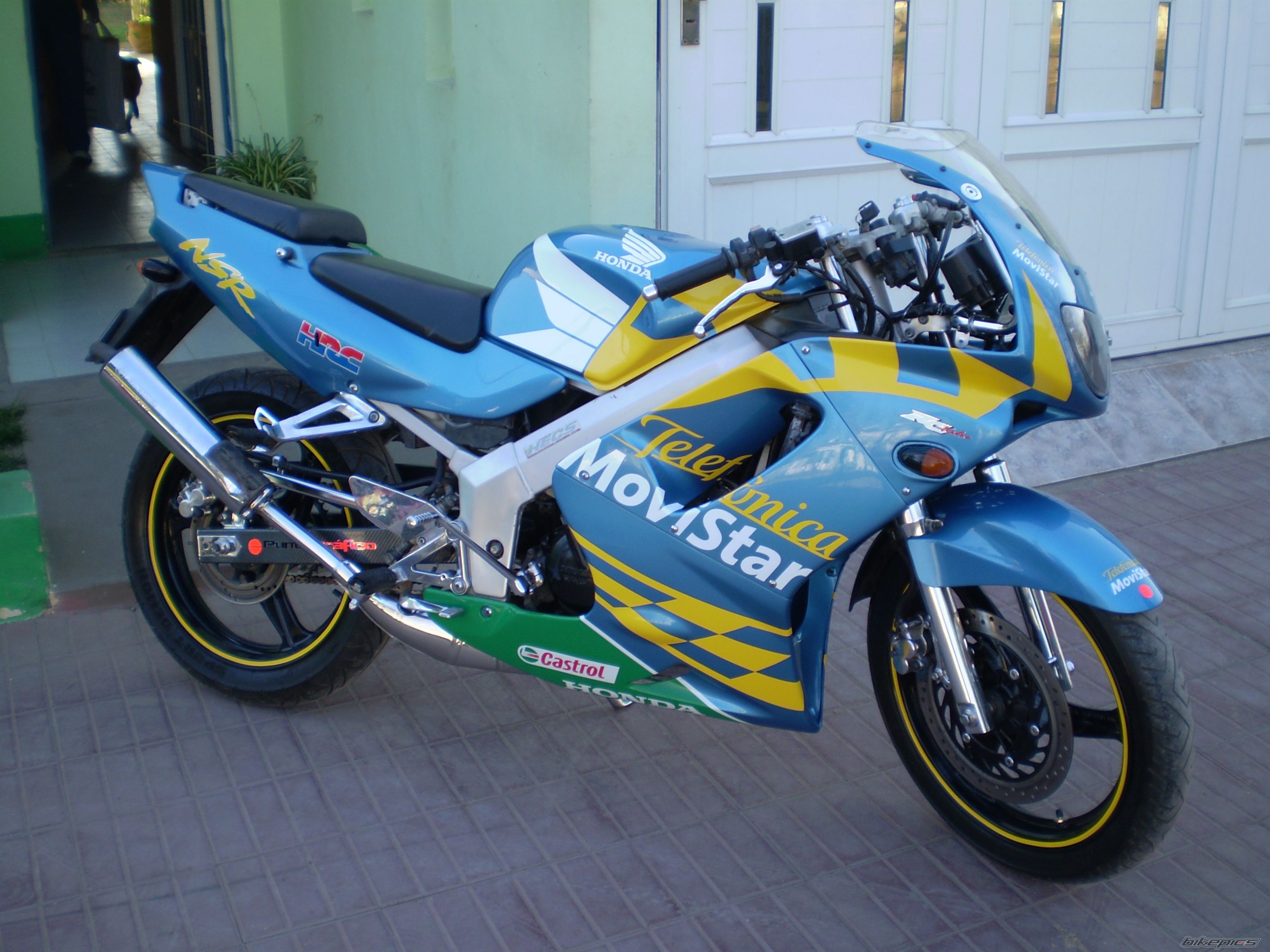 Photo 1378978