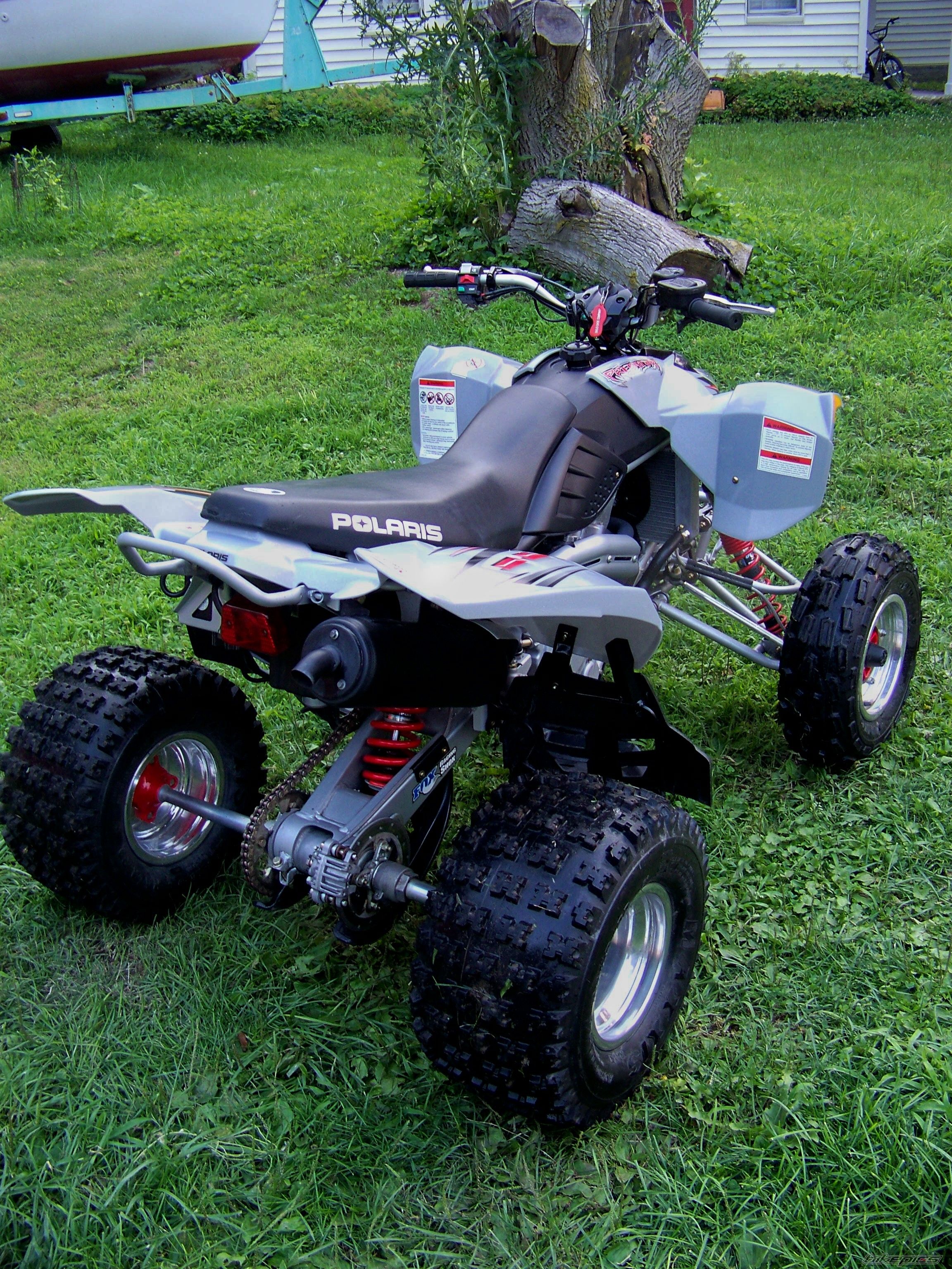 Photo 1378980
