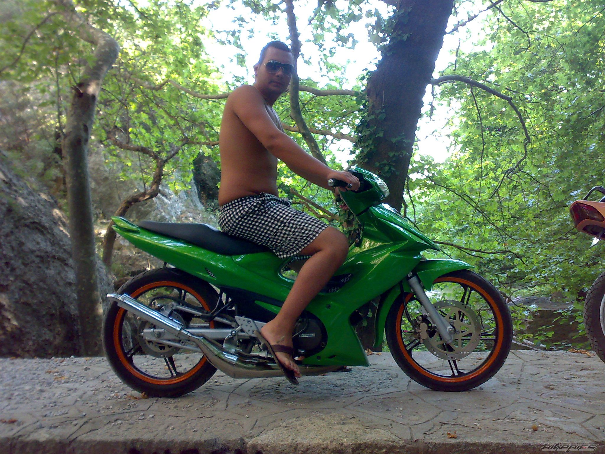 Photo 1379099