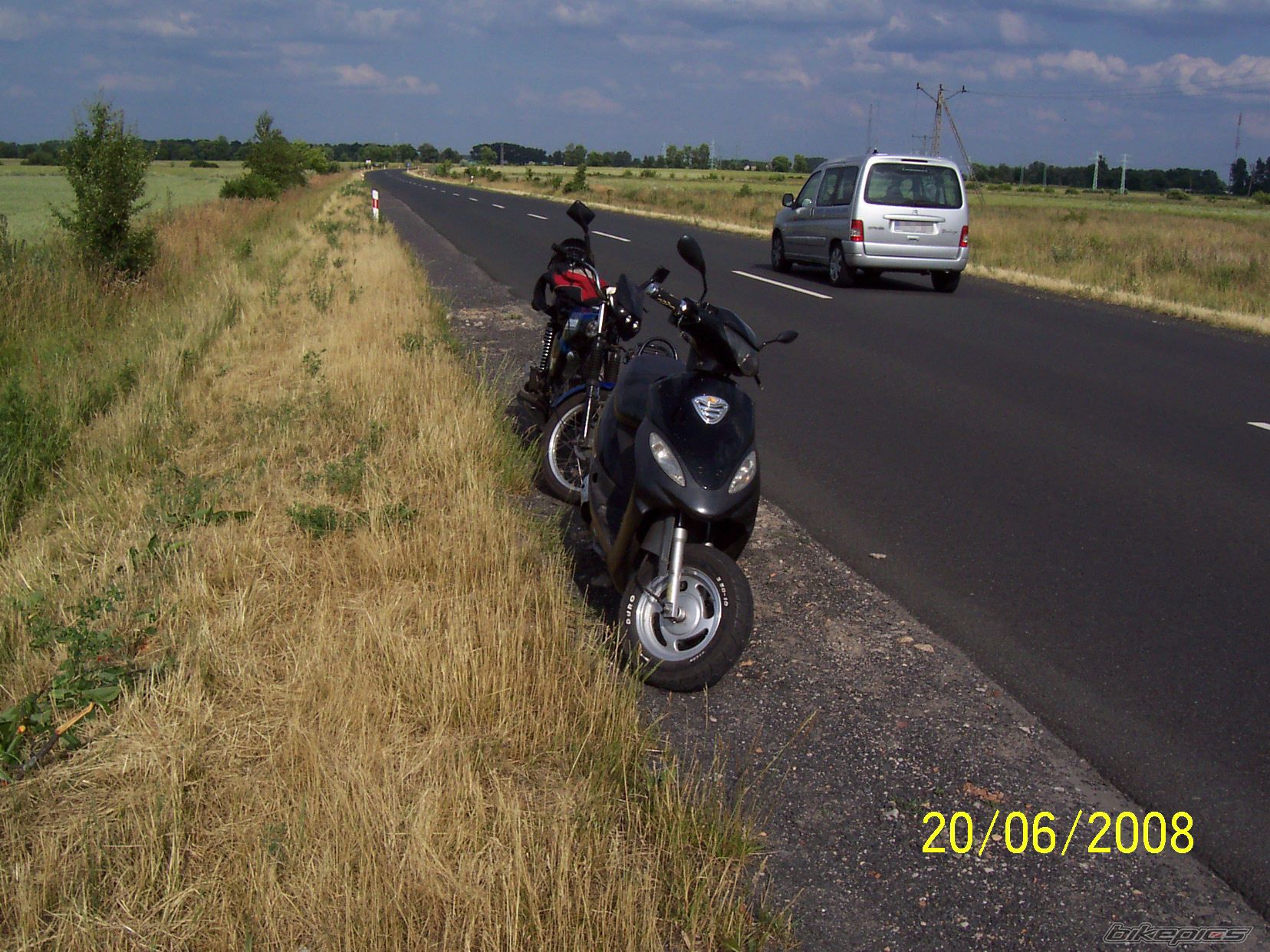 Photo 1379135