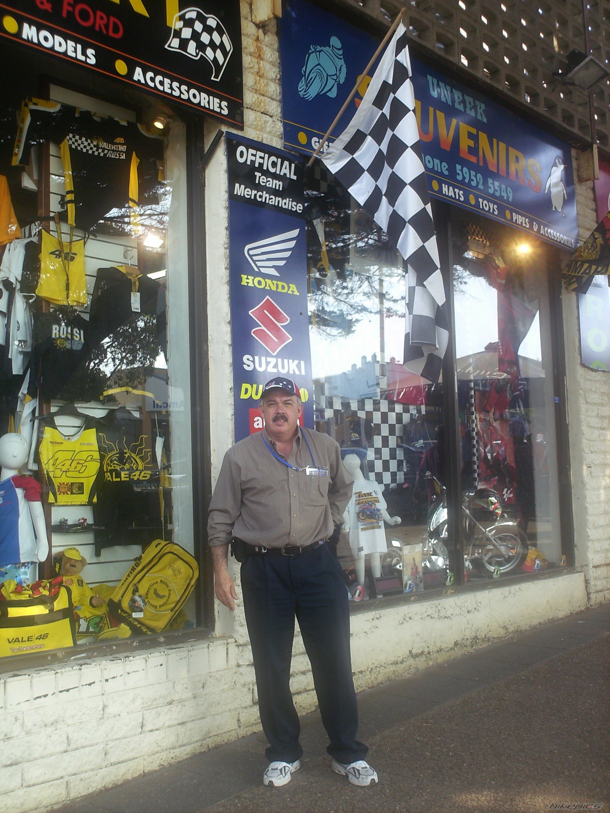 Photo 1379143