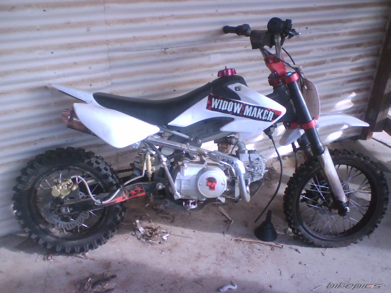 Photo 1379317