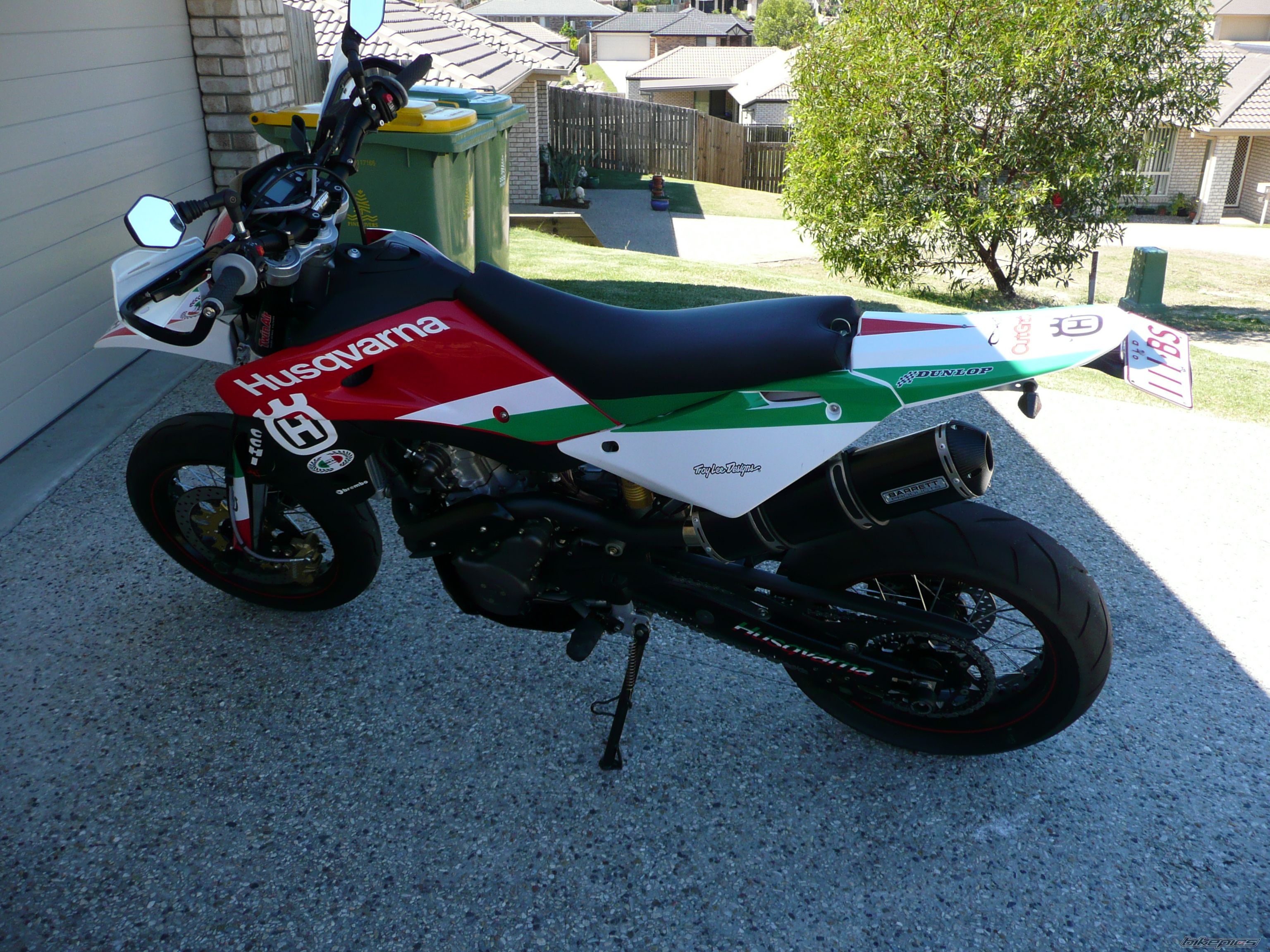 Photo 1379331