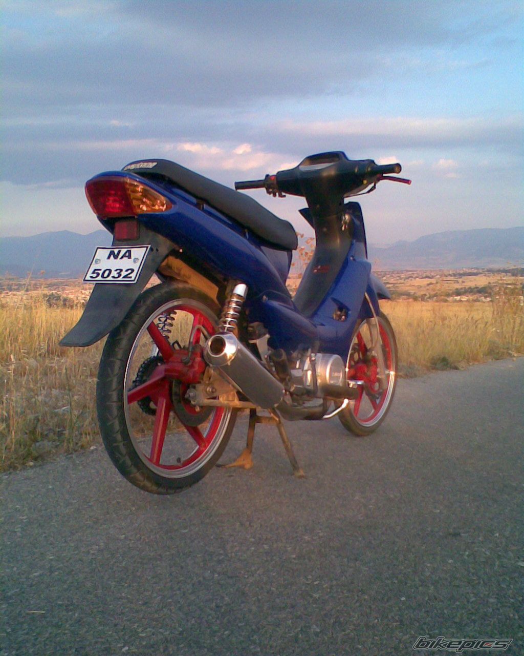 Photo 1379630