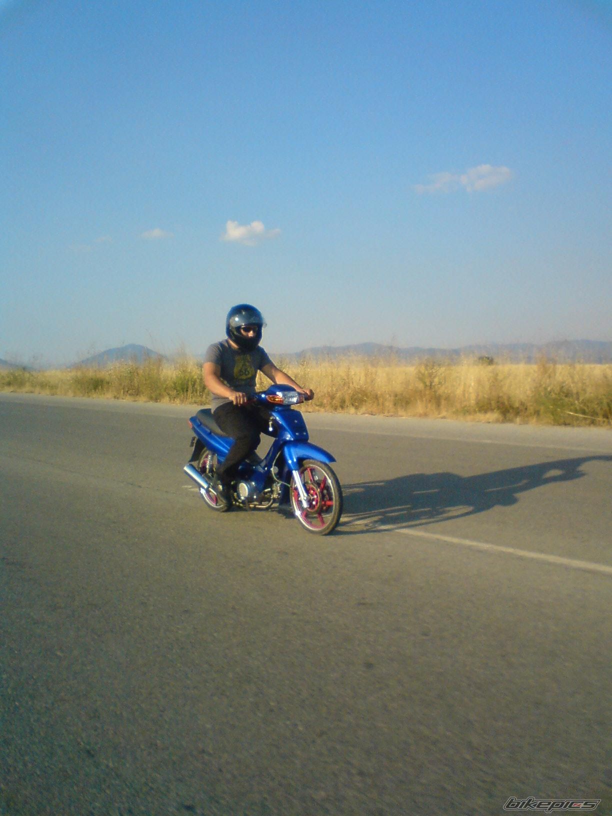 Photo 1379645
