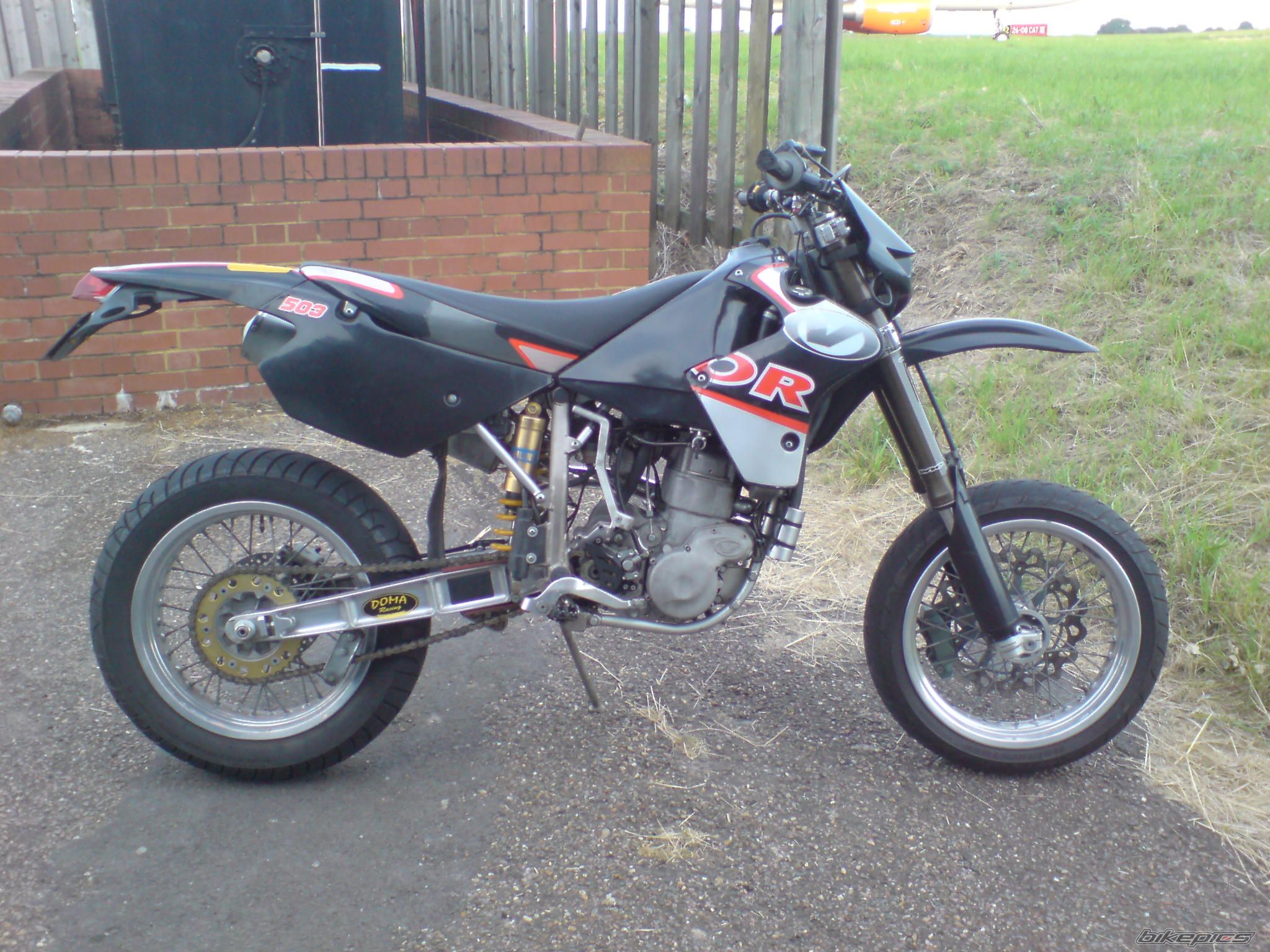 Photo 1379674