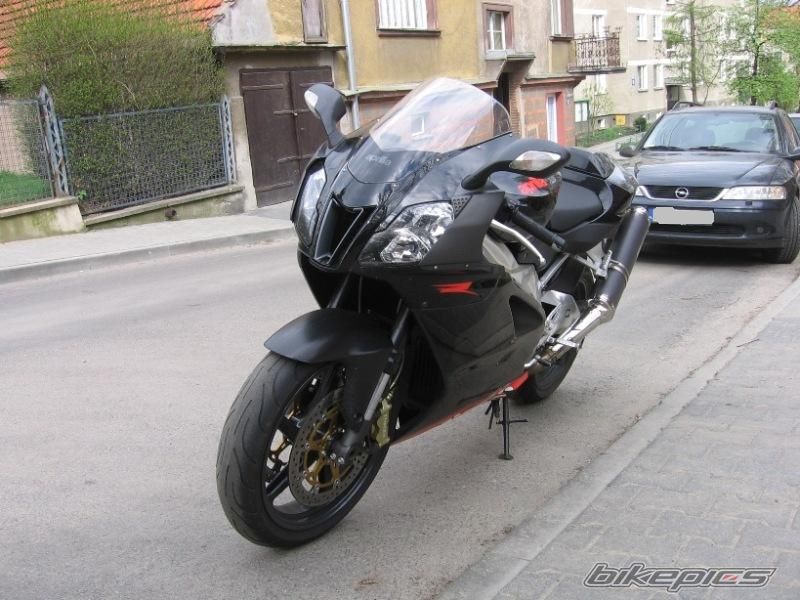 Photo 1379773