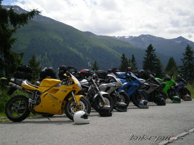 Photo 1379808