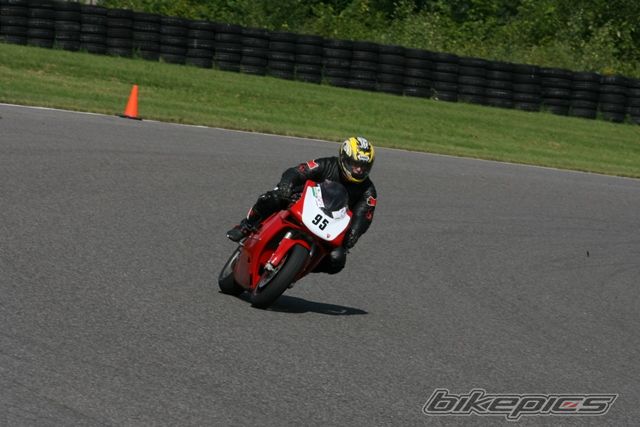 Photo 1379882