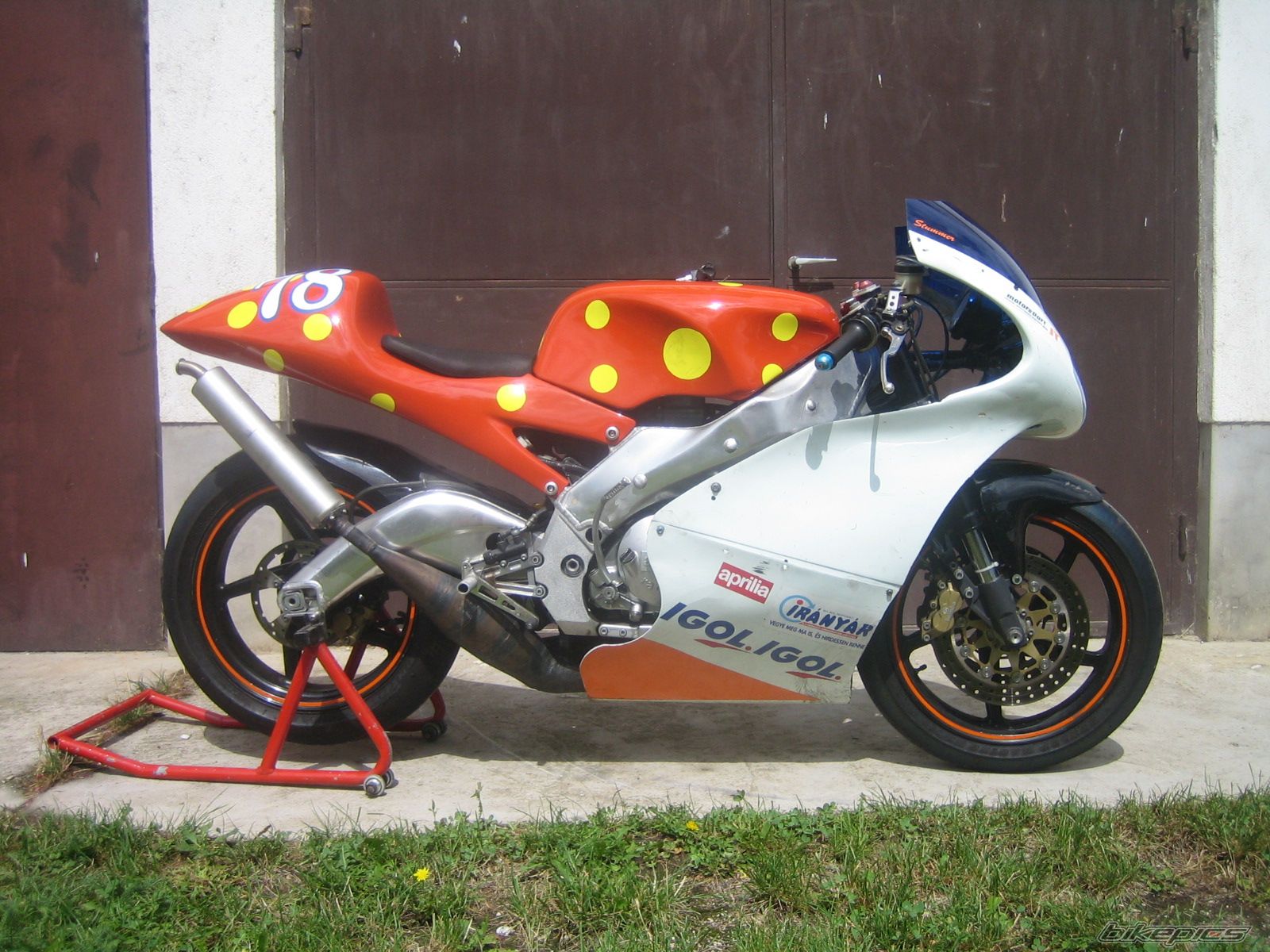 Photo 1379979