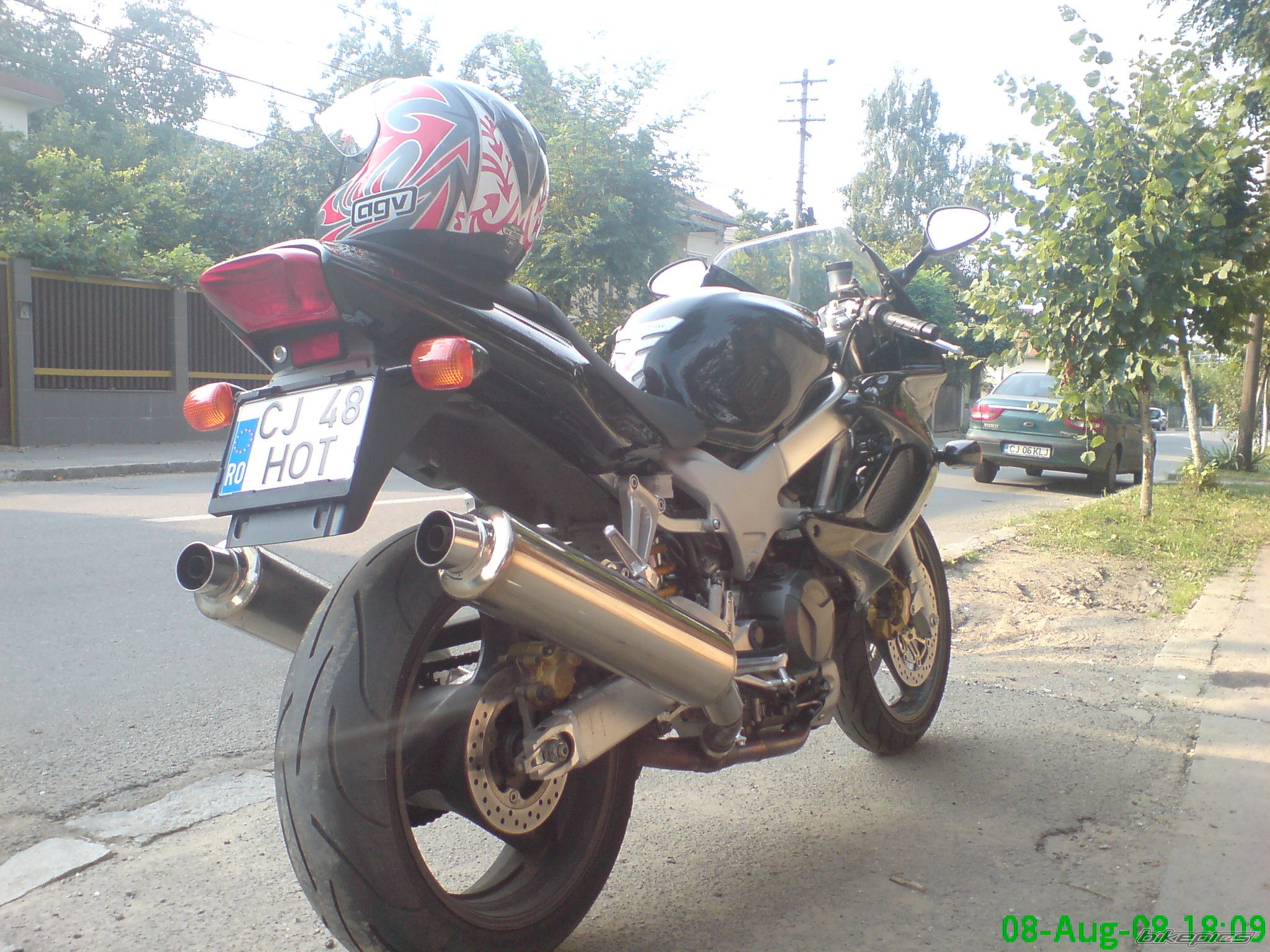 Photo 1380114