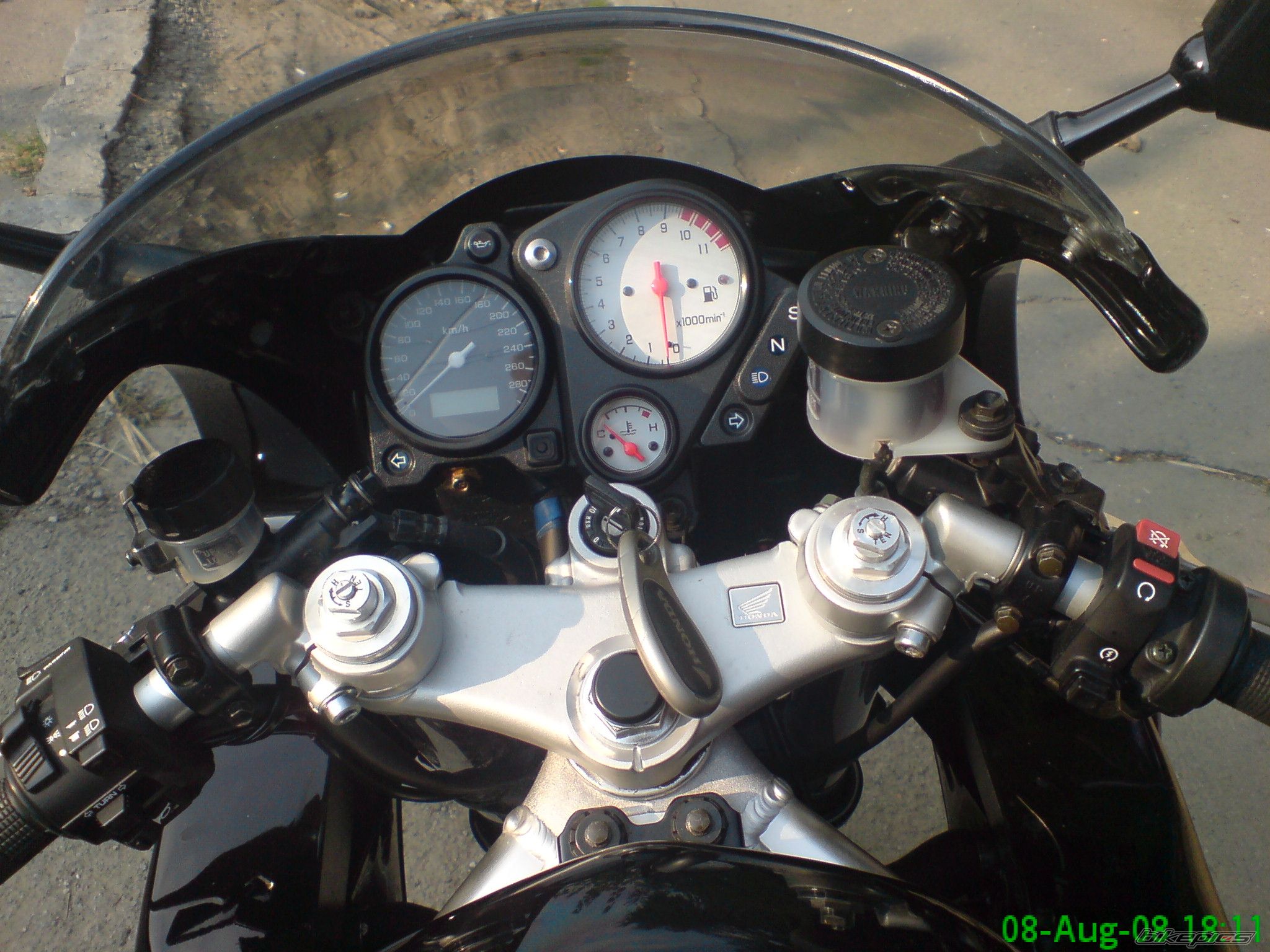 Photo 1380116
