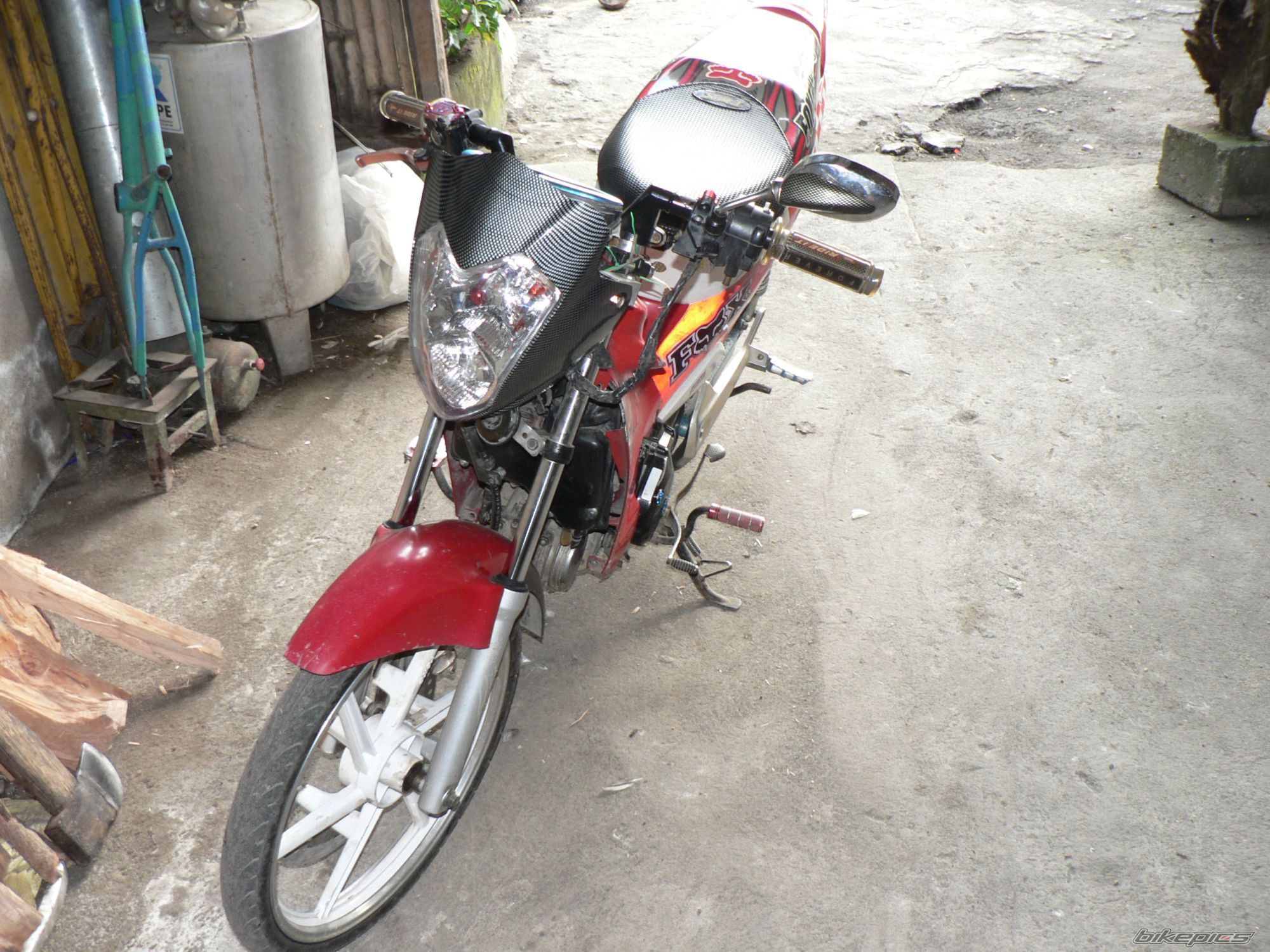 Photo 1380403