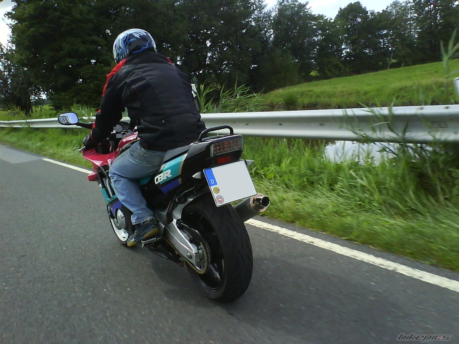 Photo 1380868