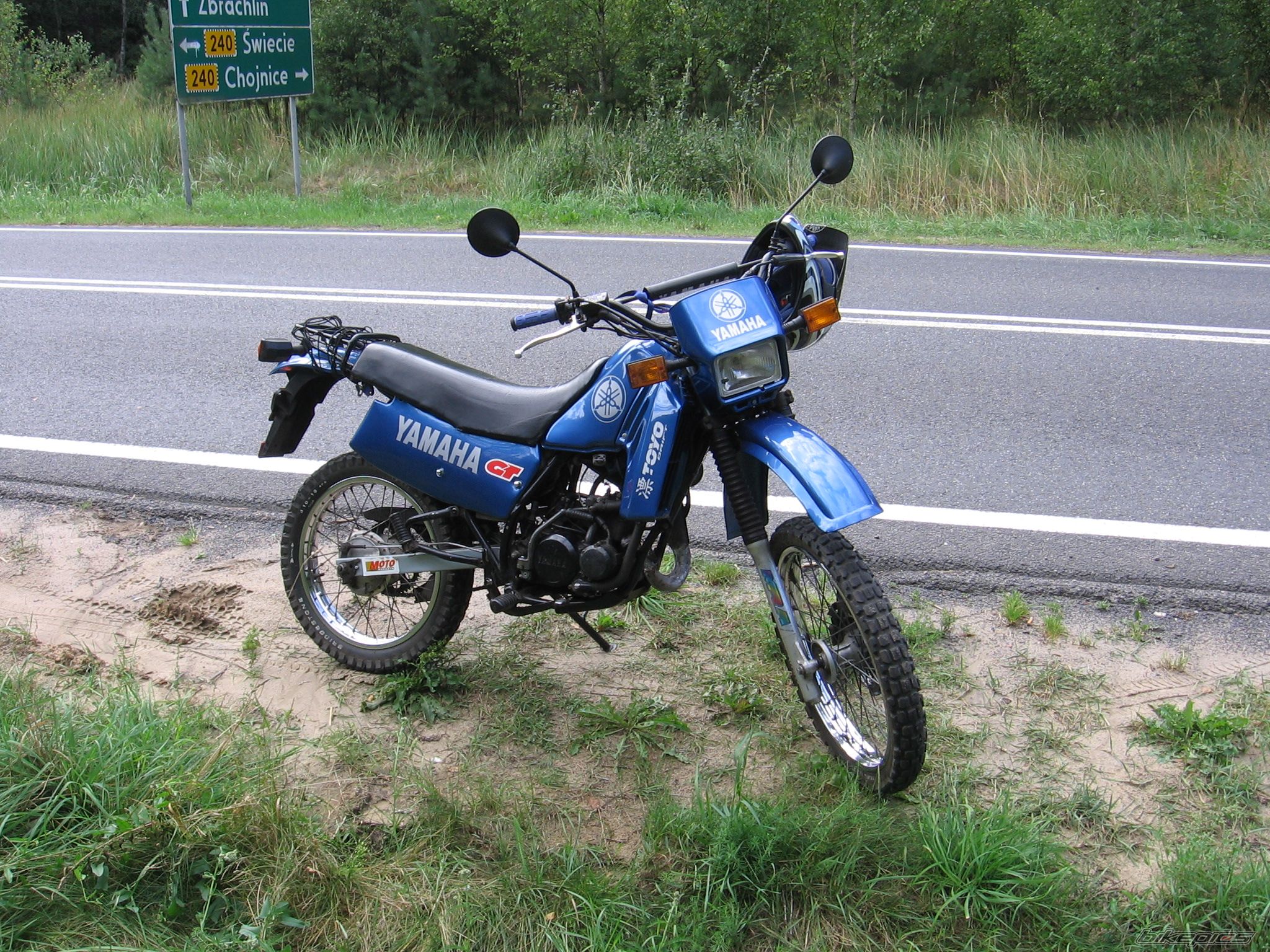 Photo 1381086