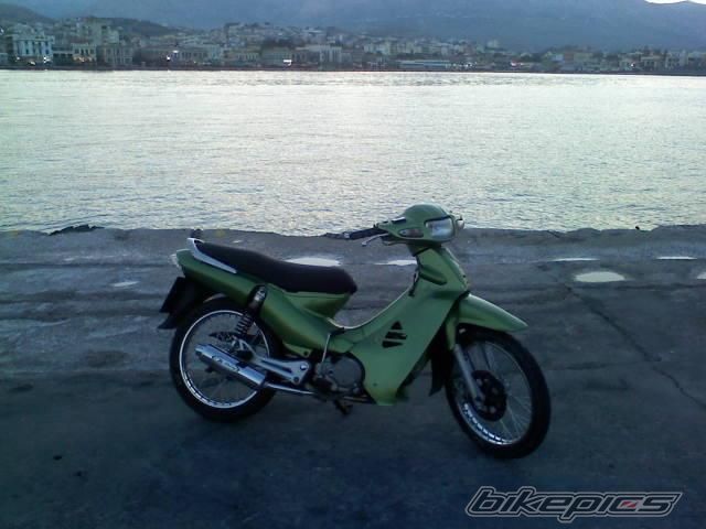 Photo 1381310