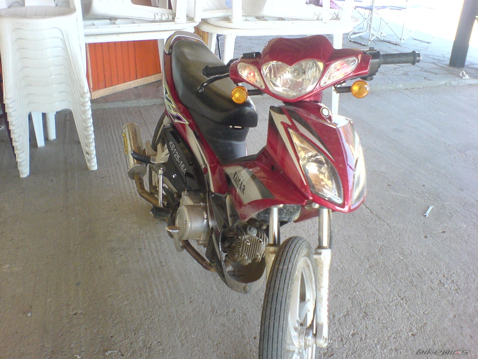 Photo 1381579