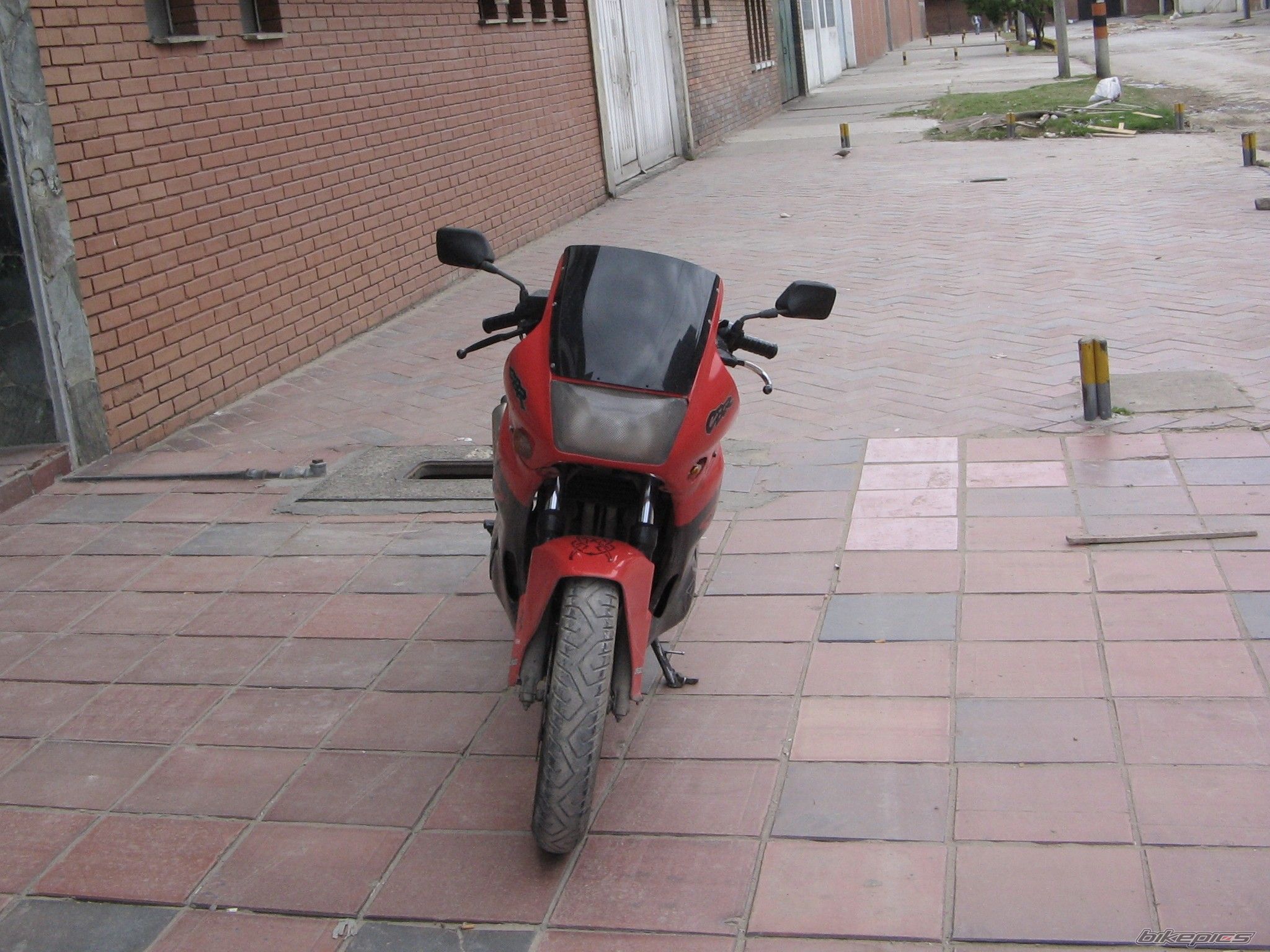 Photo 1381628
