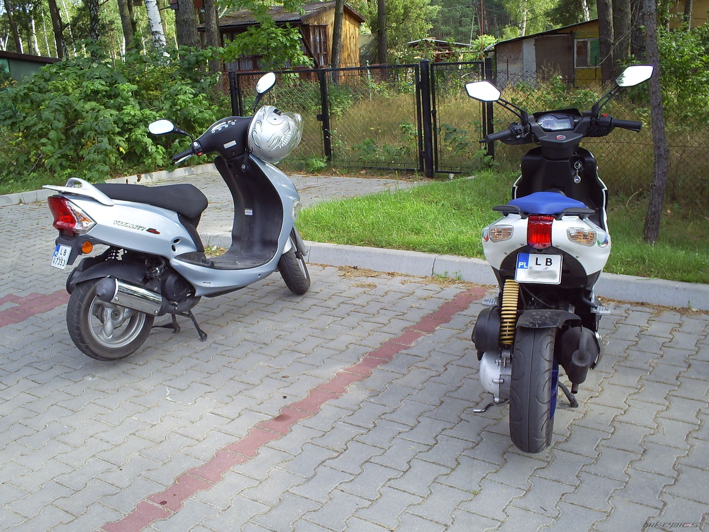 Bike Photo 1381879