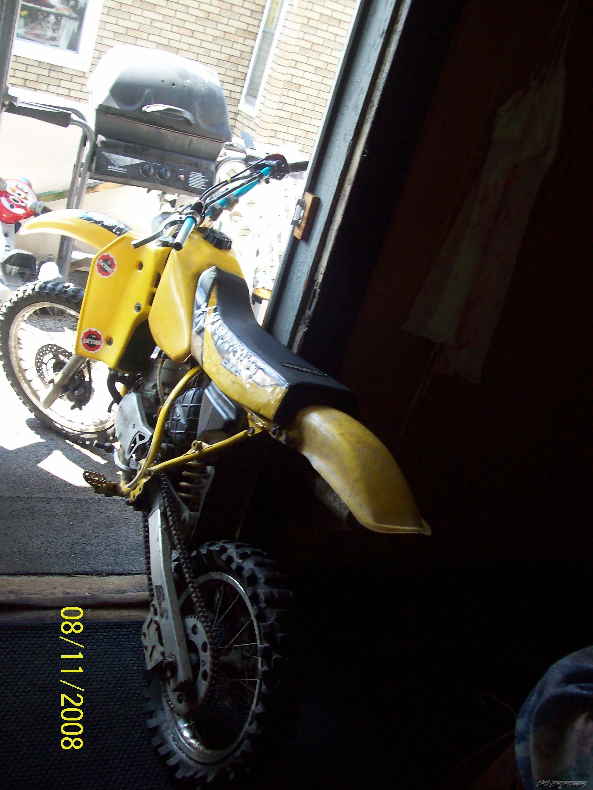 Photo 1382012