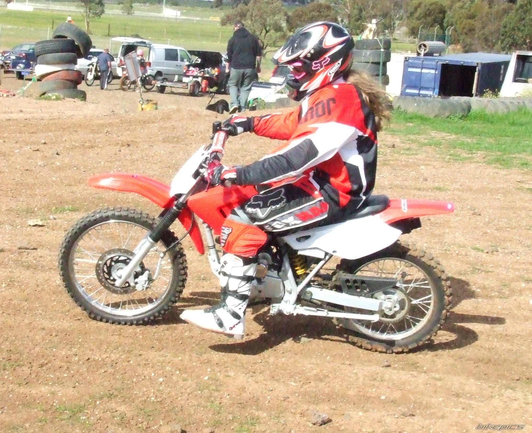 Photo 1382262