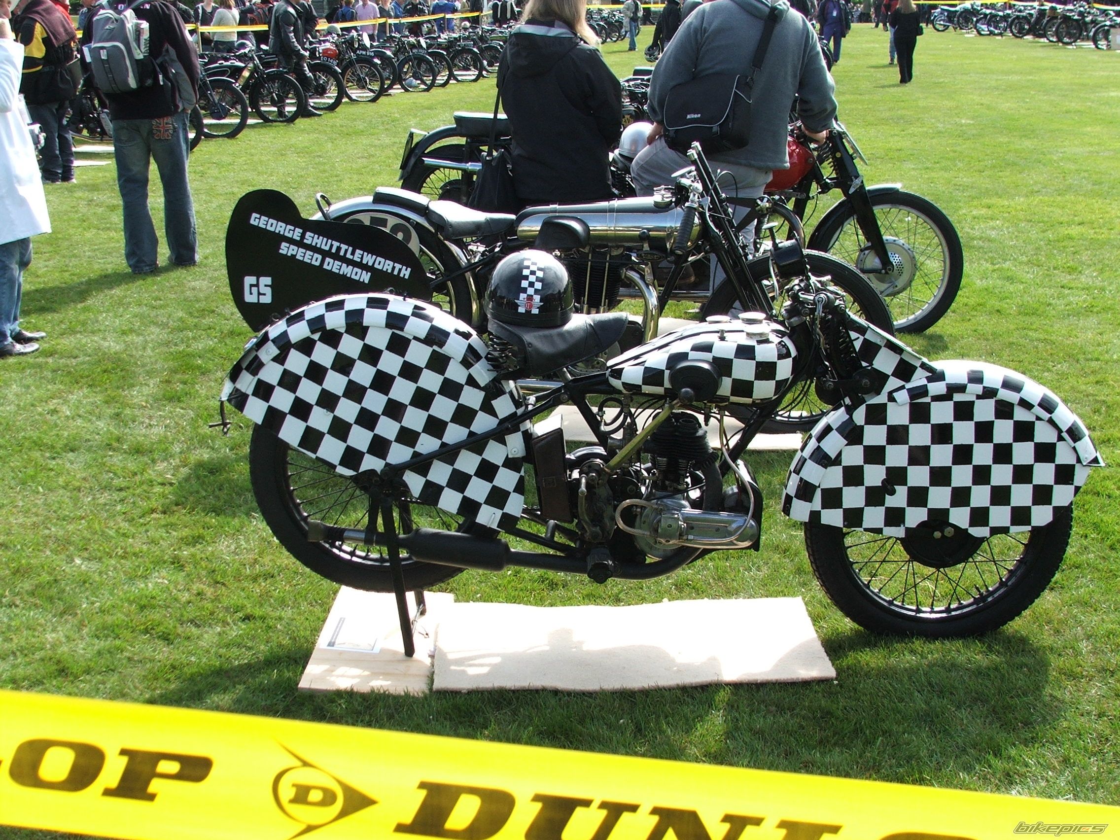 Bike Photo 1382376