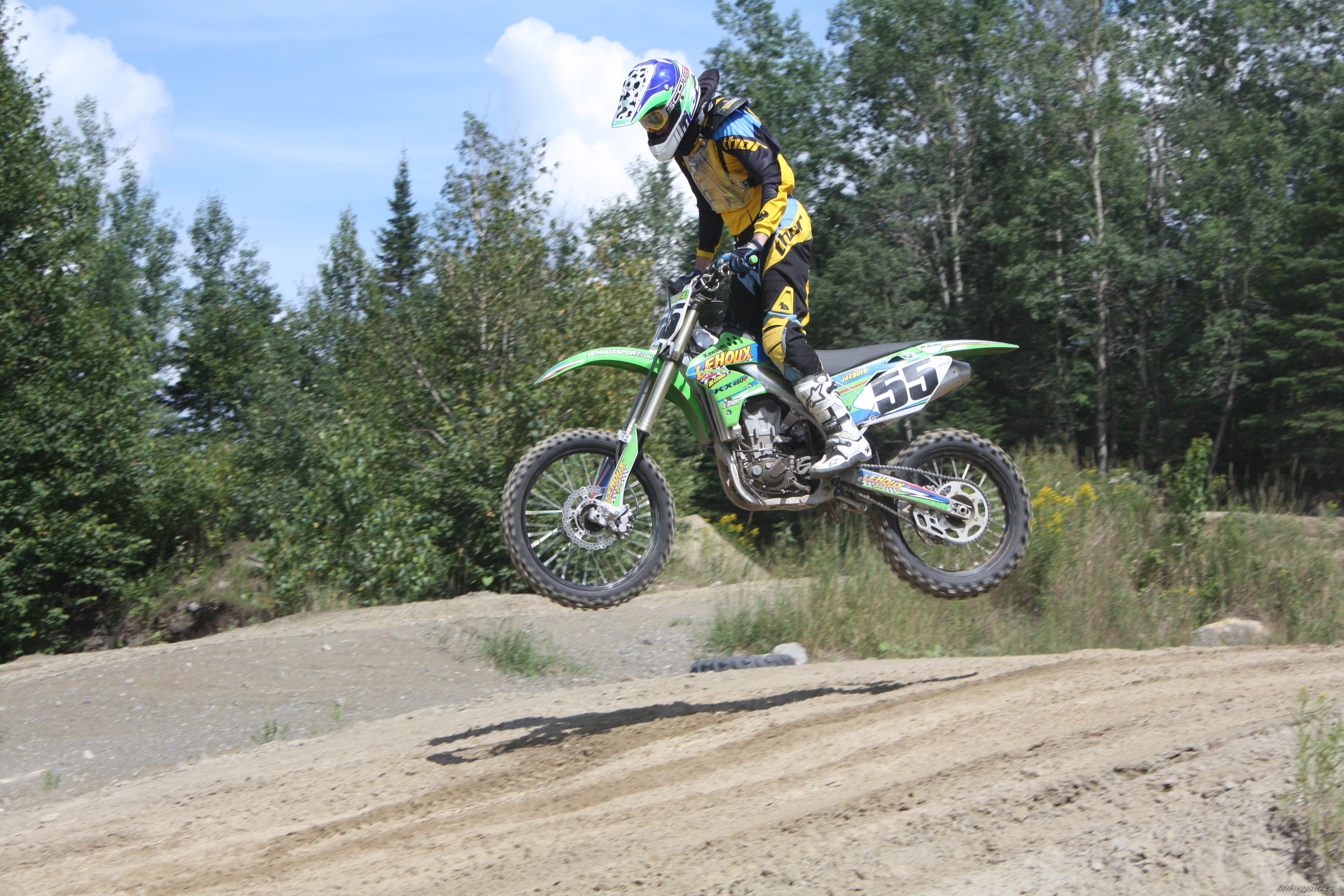 Photo 1382433