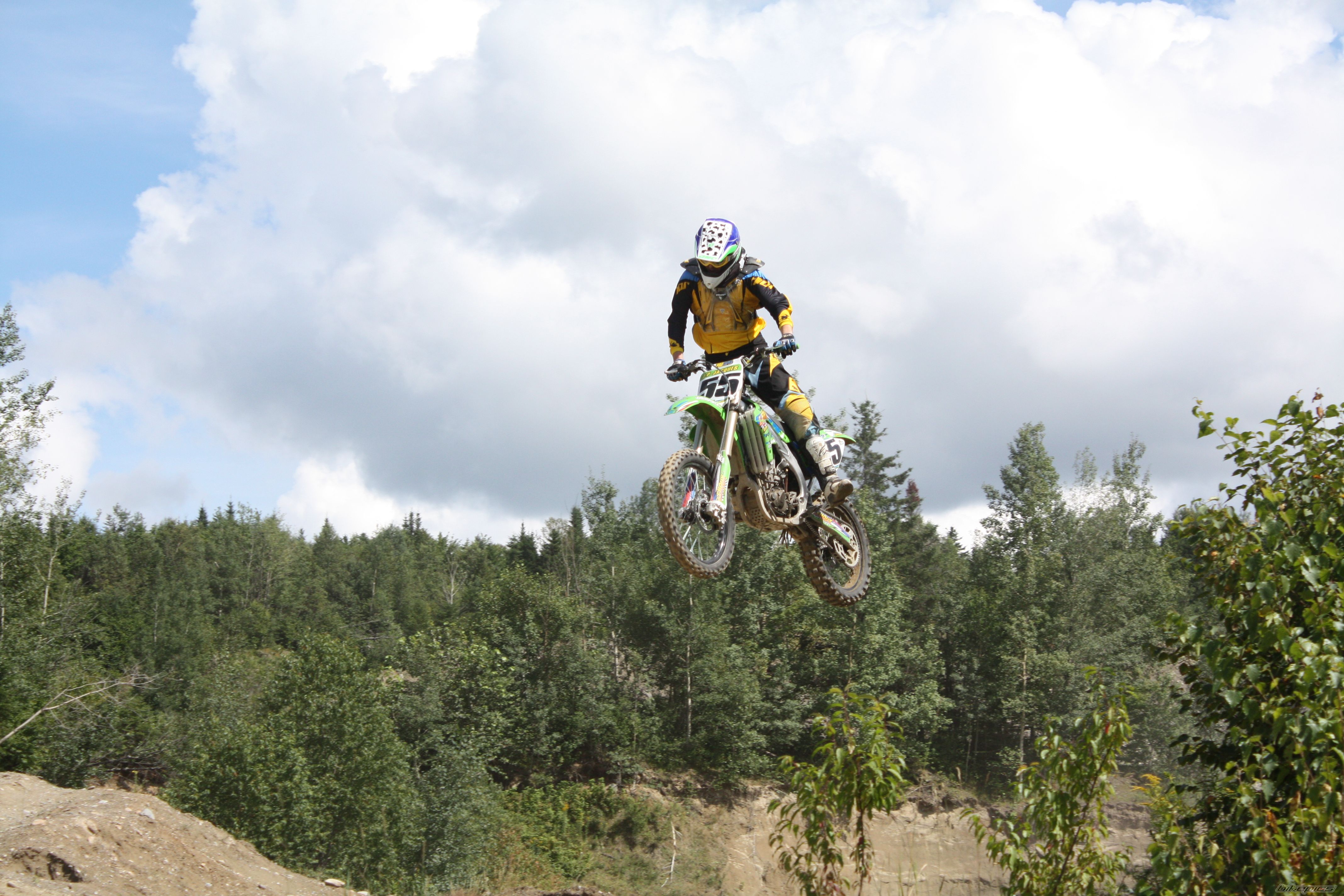 Photo 1382438