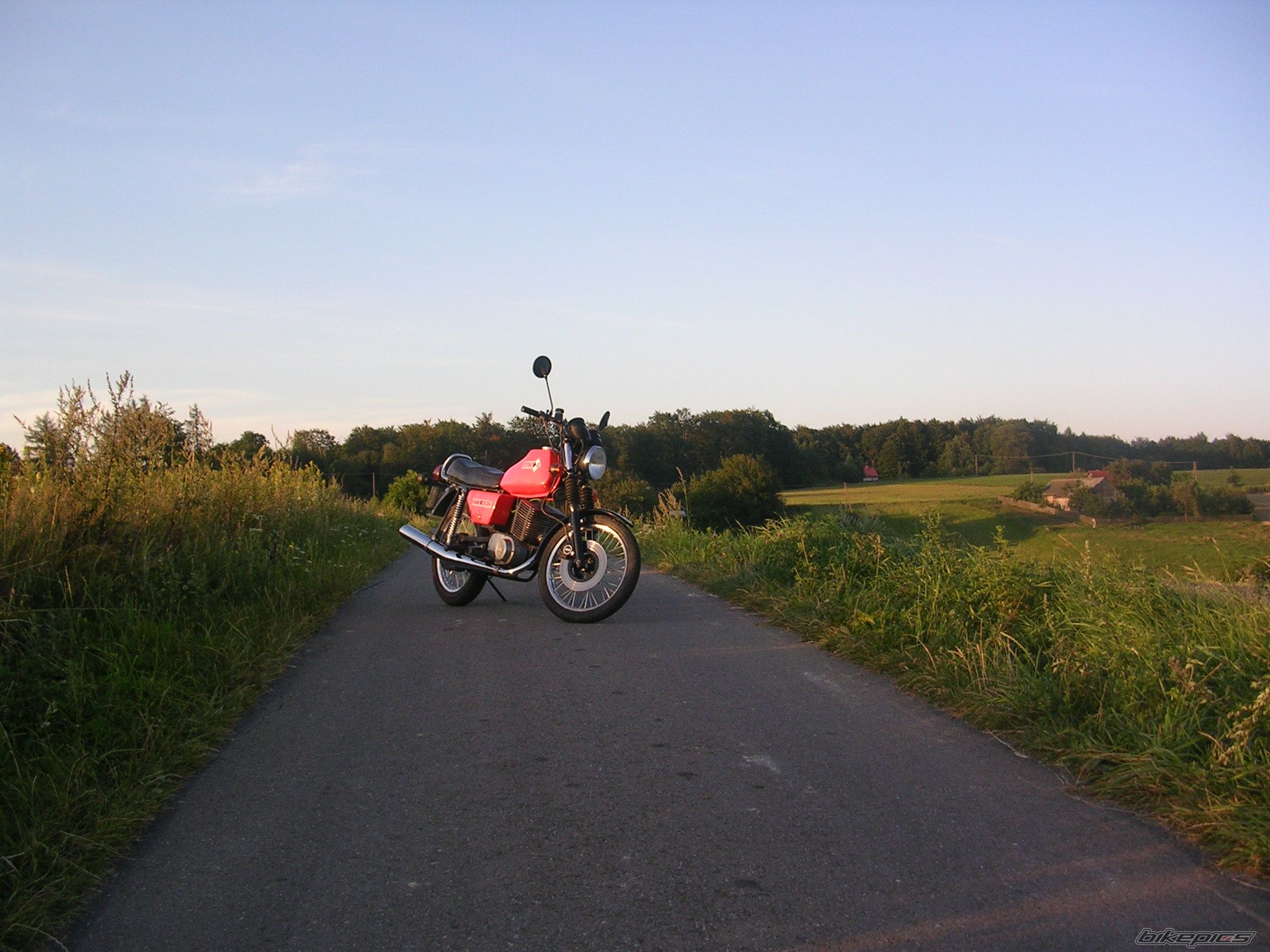 Photo 1382467