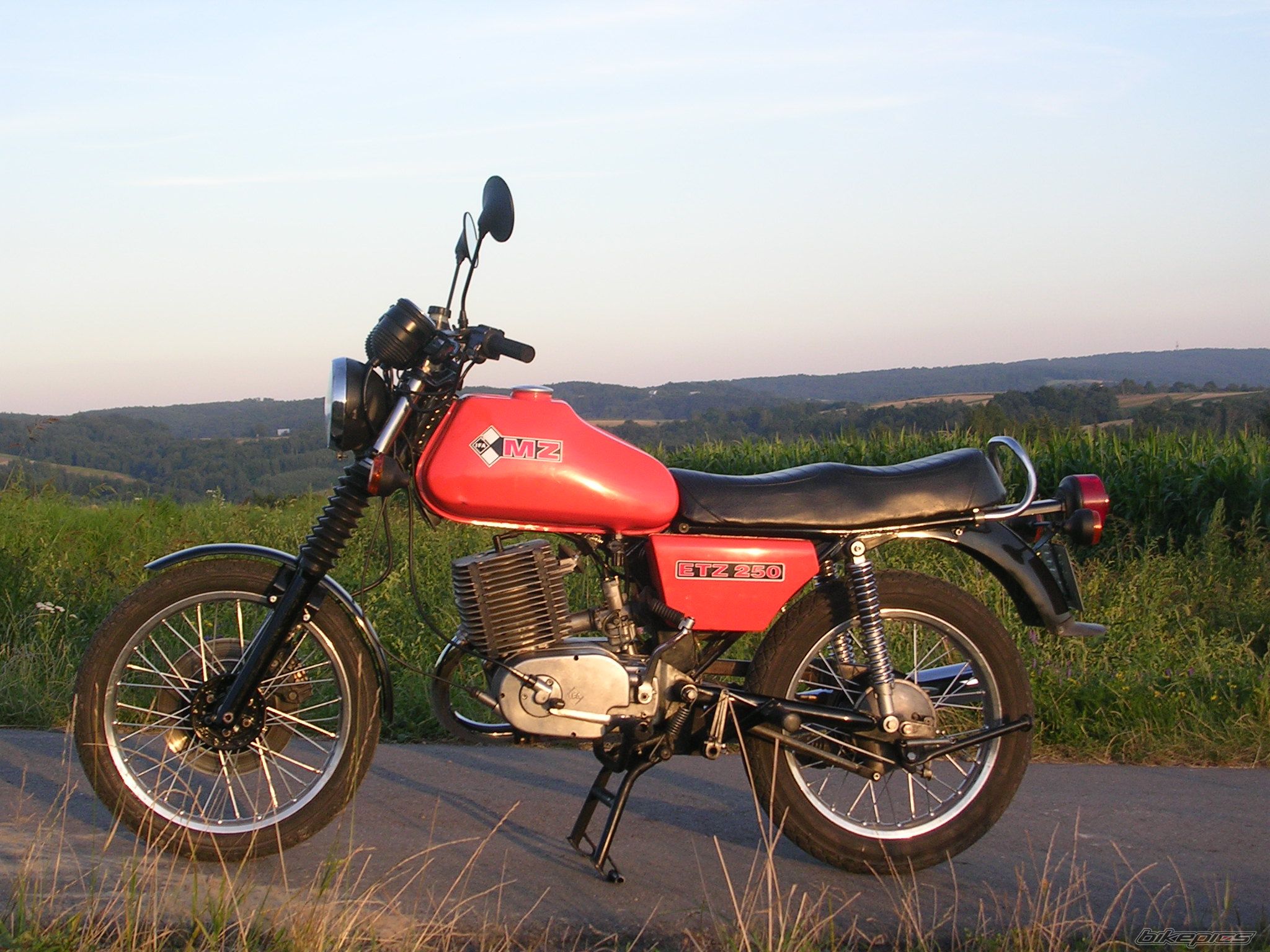 Bike Photo 1382489