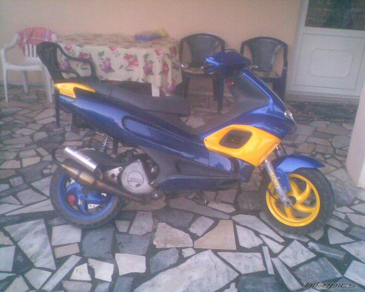 Photo 1382662