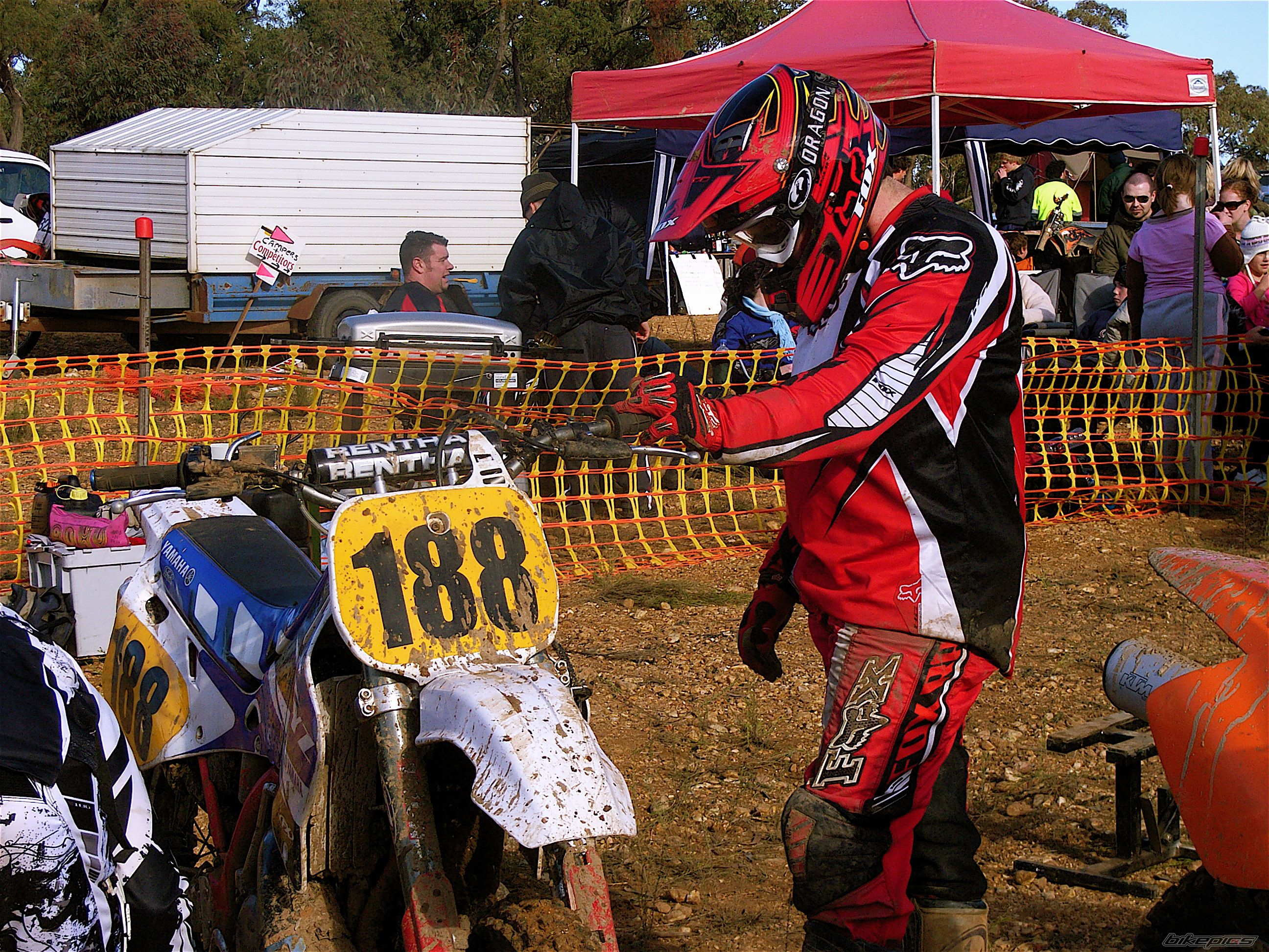 Photo 1382668