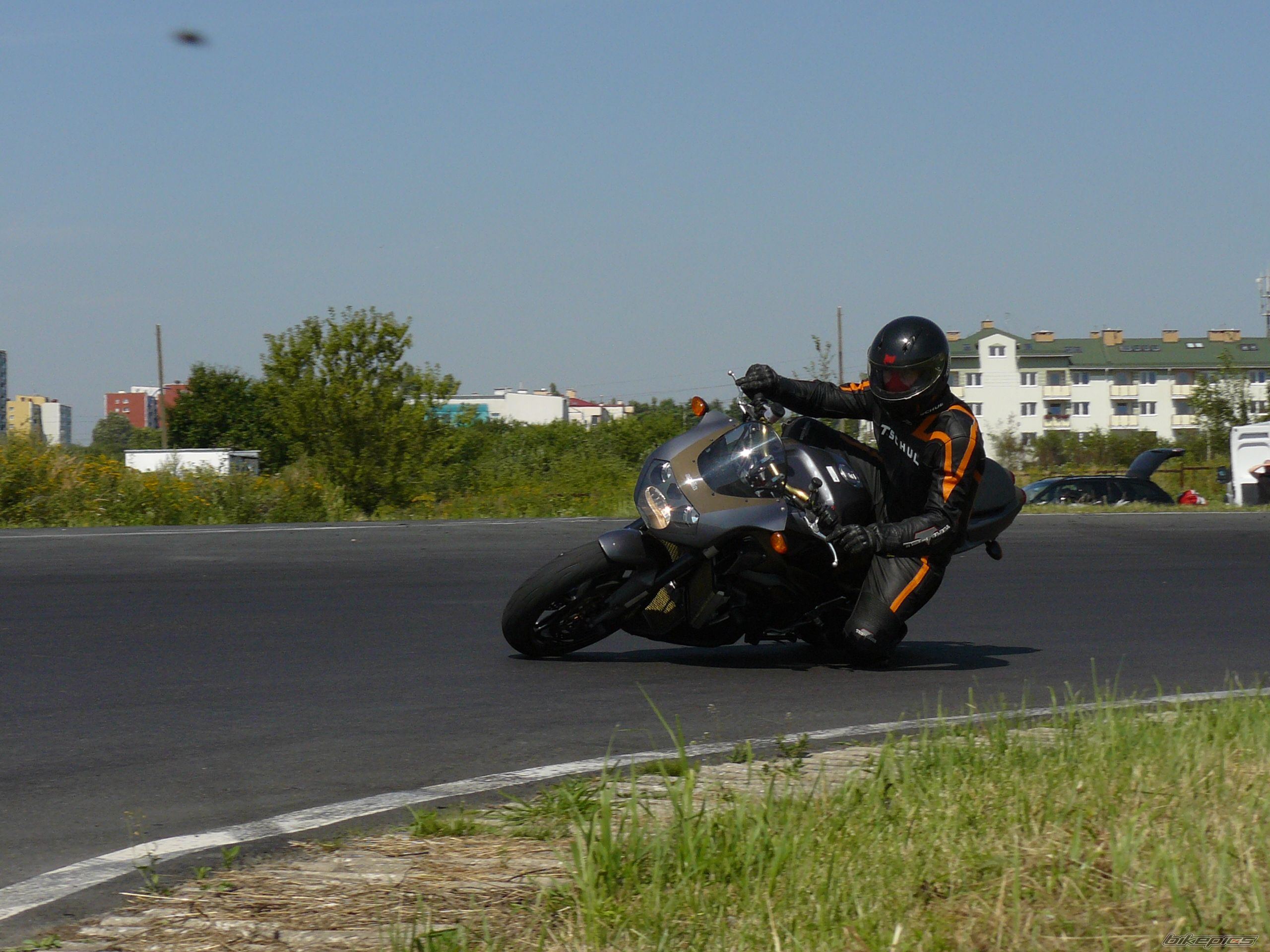 Photo 1382792