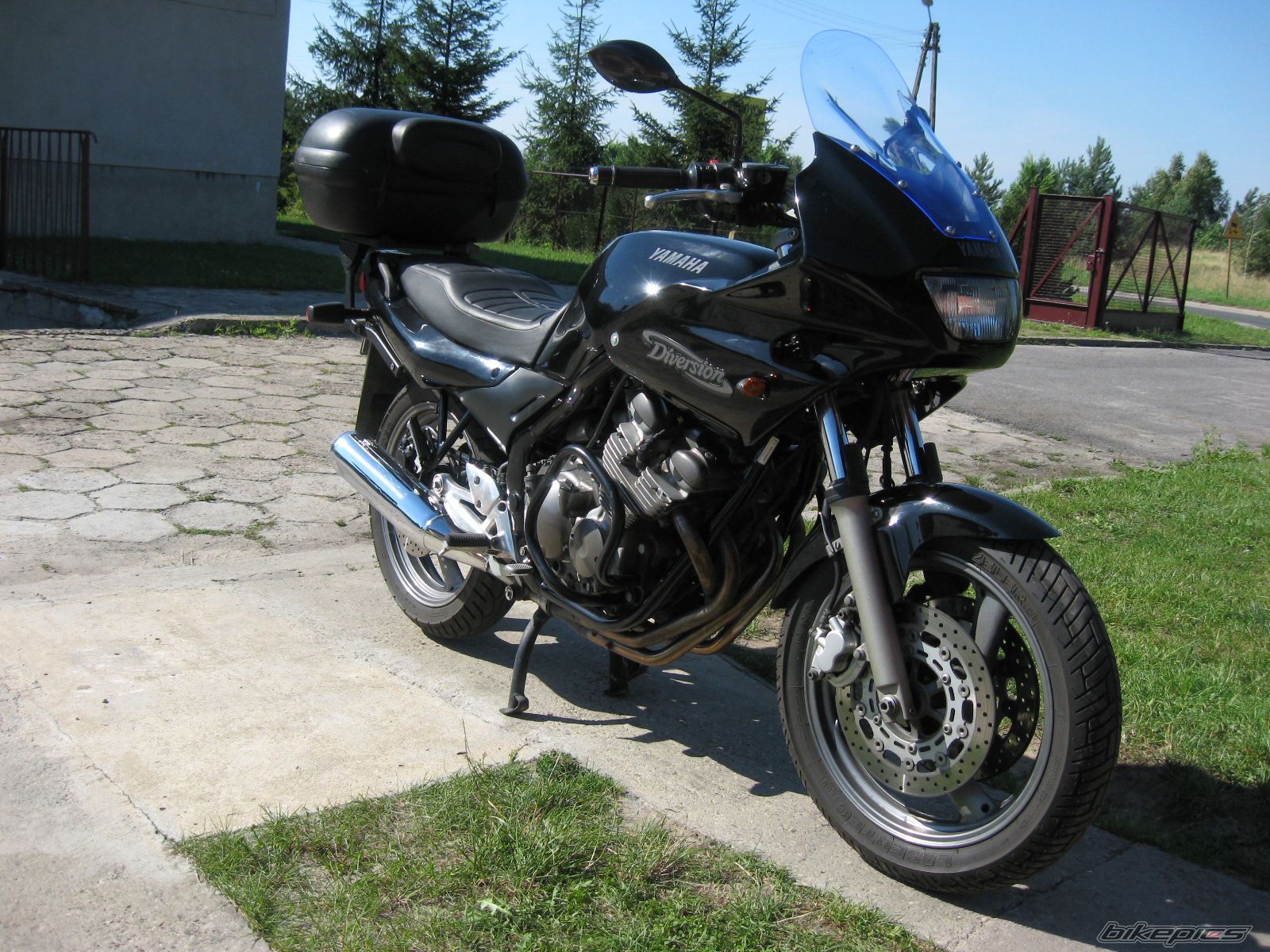 Photo 1382877