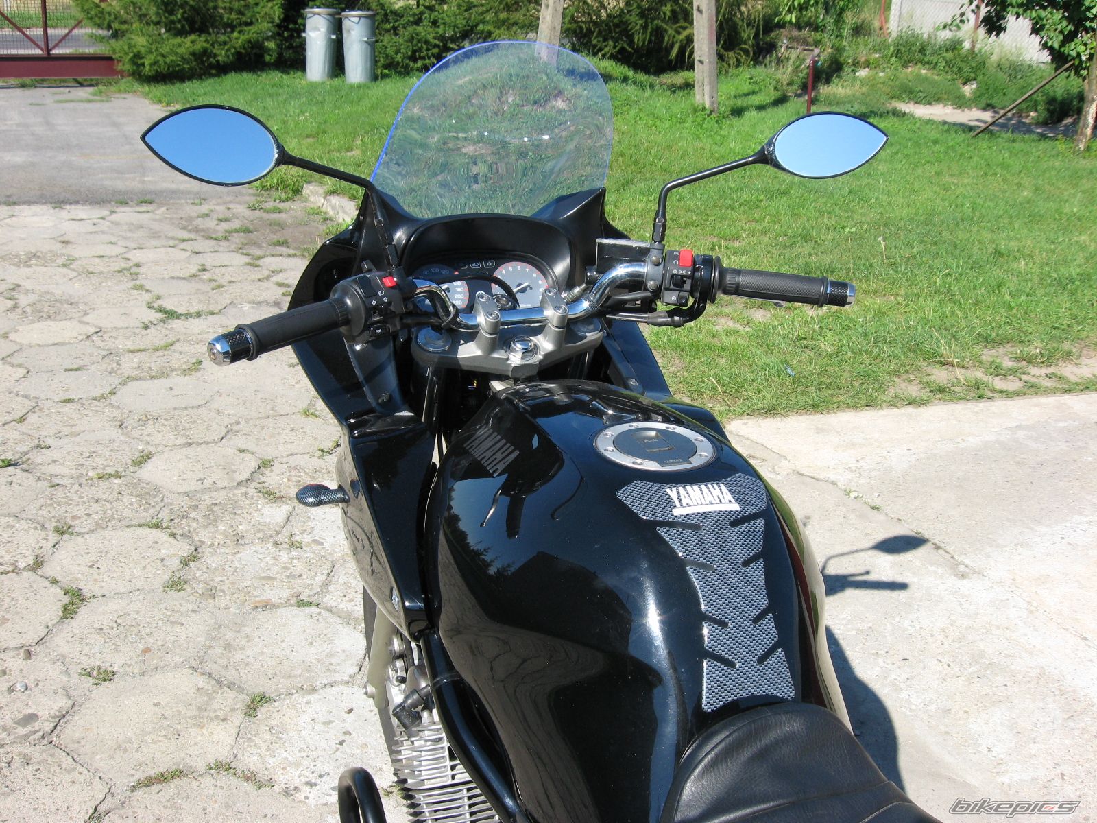 Photo 1382883