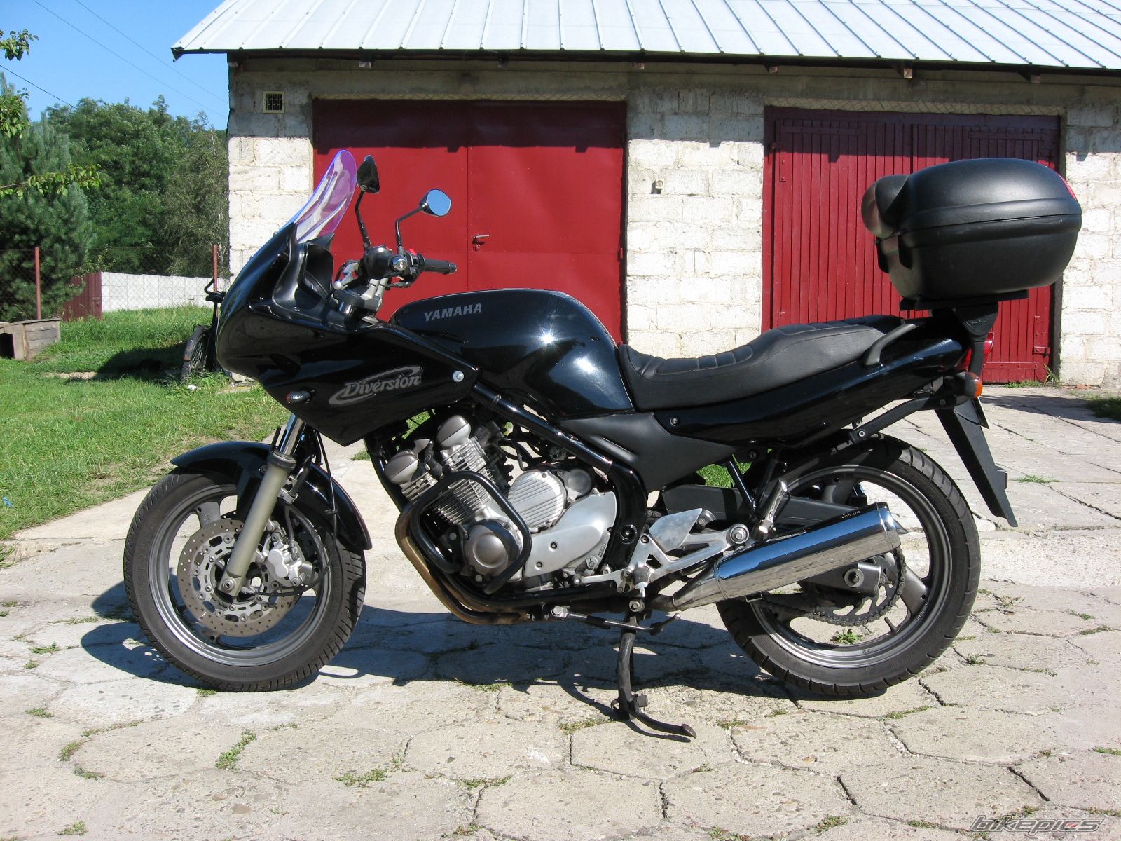 Photo 1382894