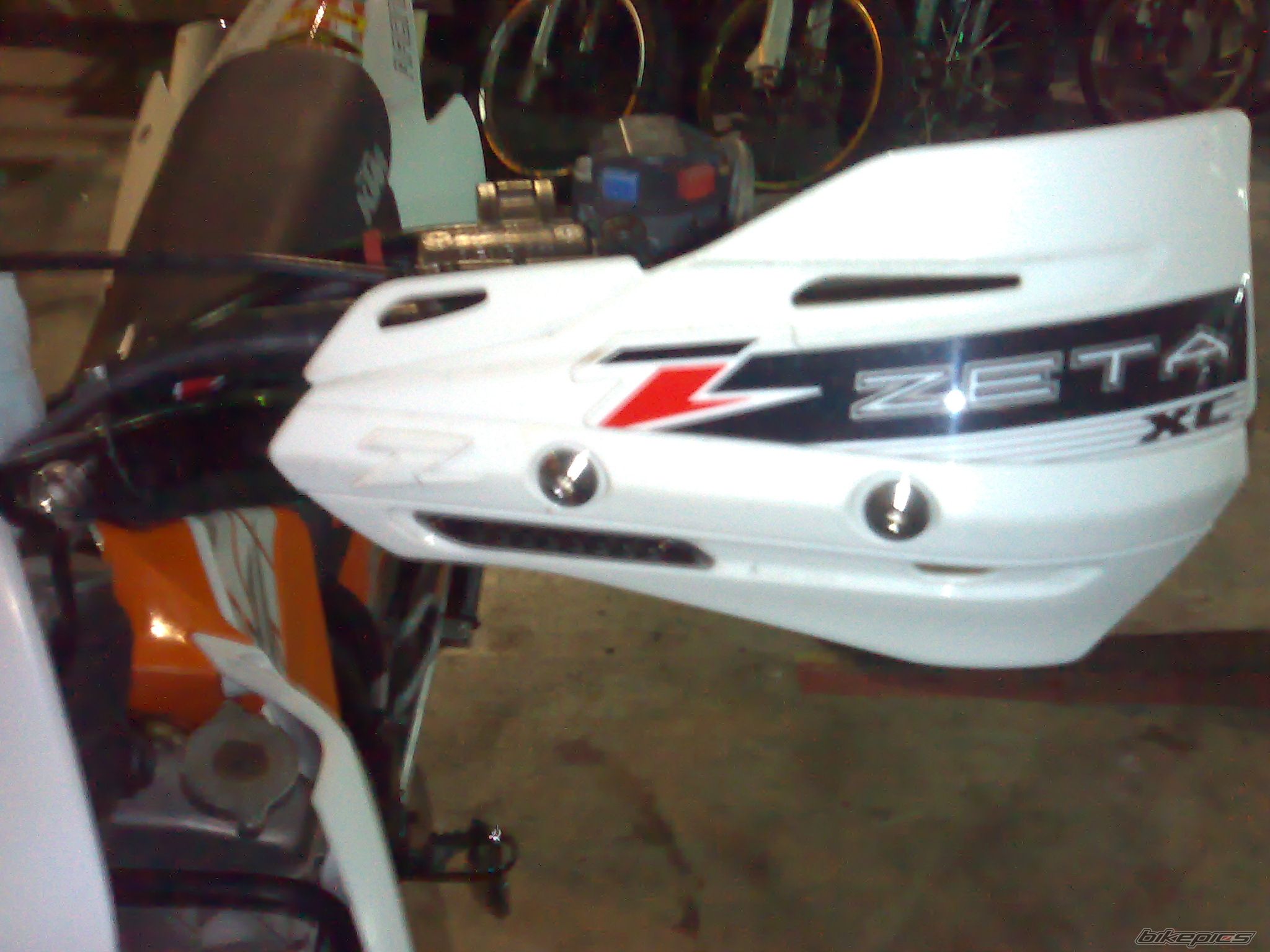 Photo 1383015