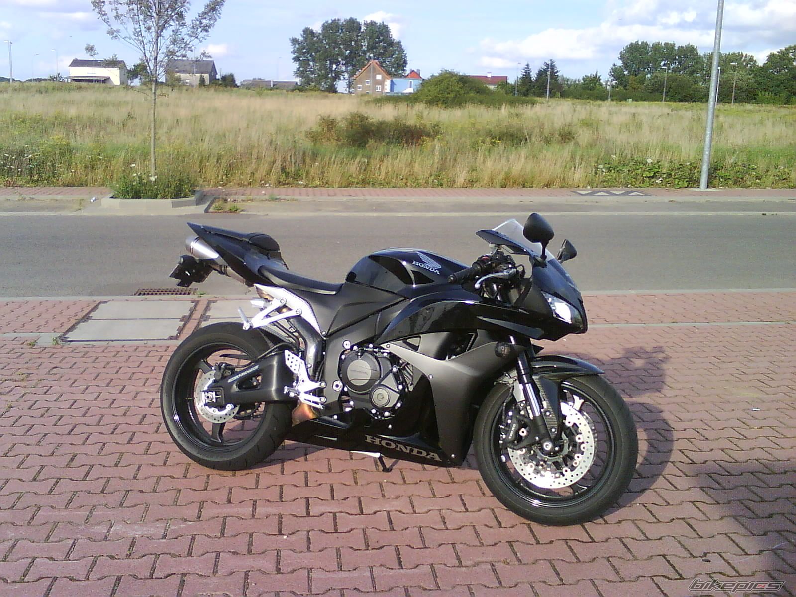 Bike Photo 1383044