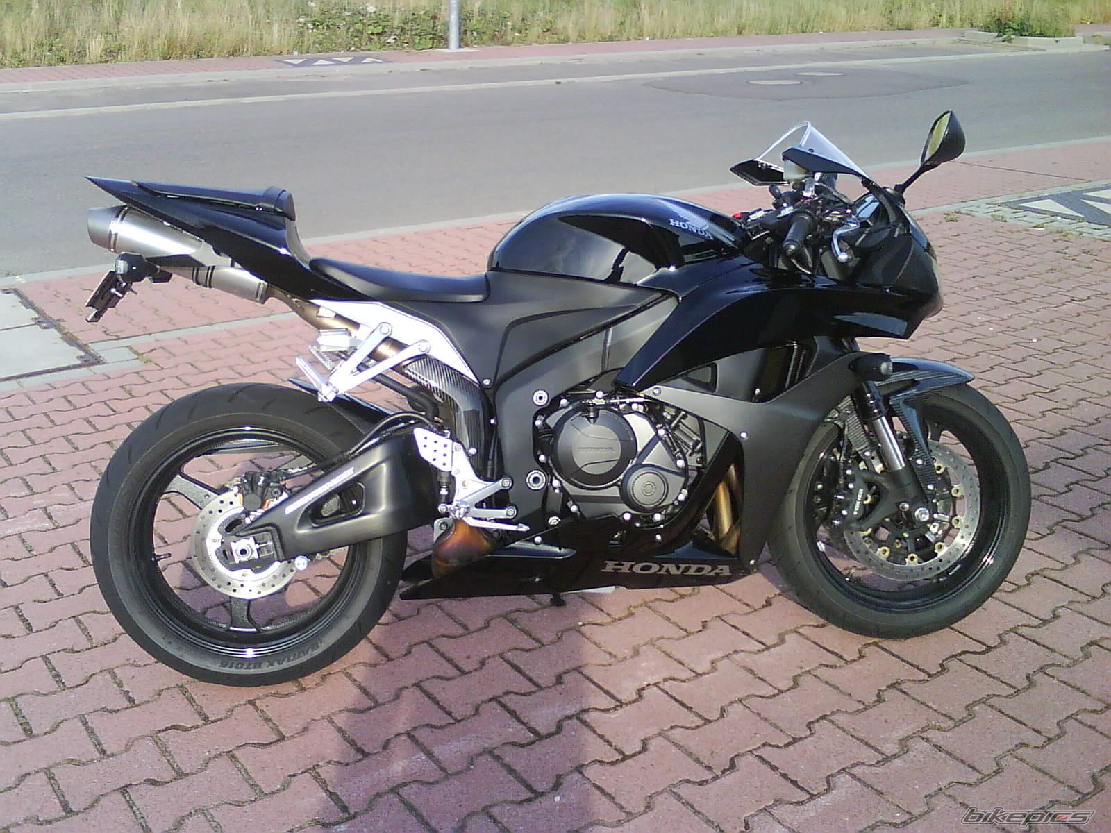 Bike Photo 1383045