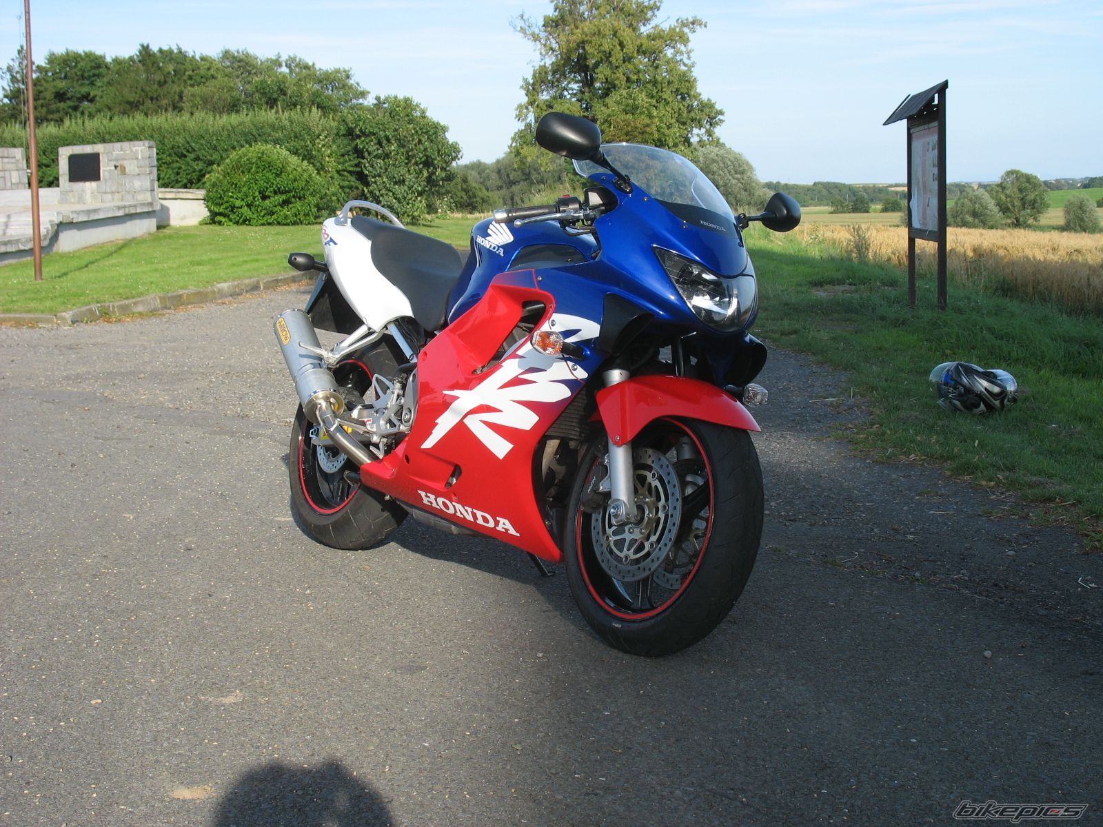 Photo 1383086