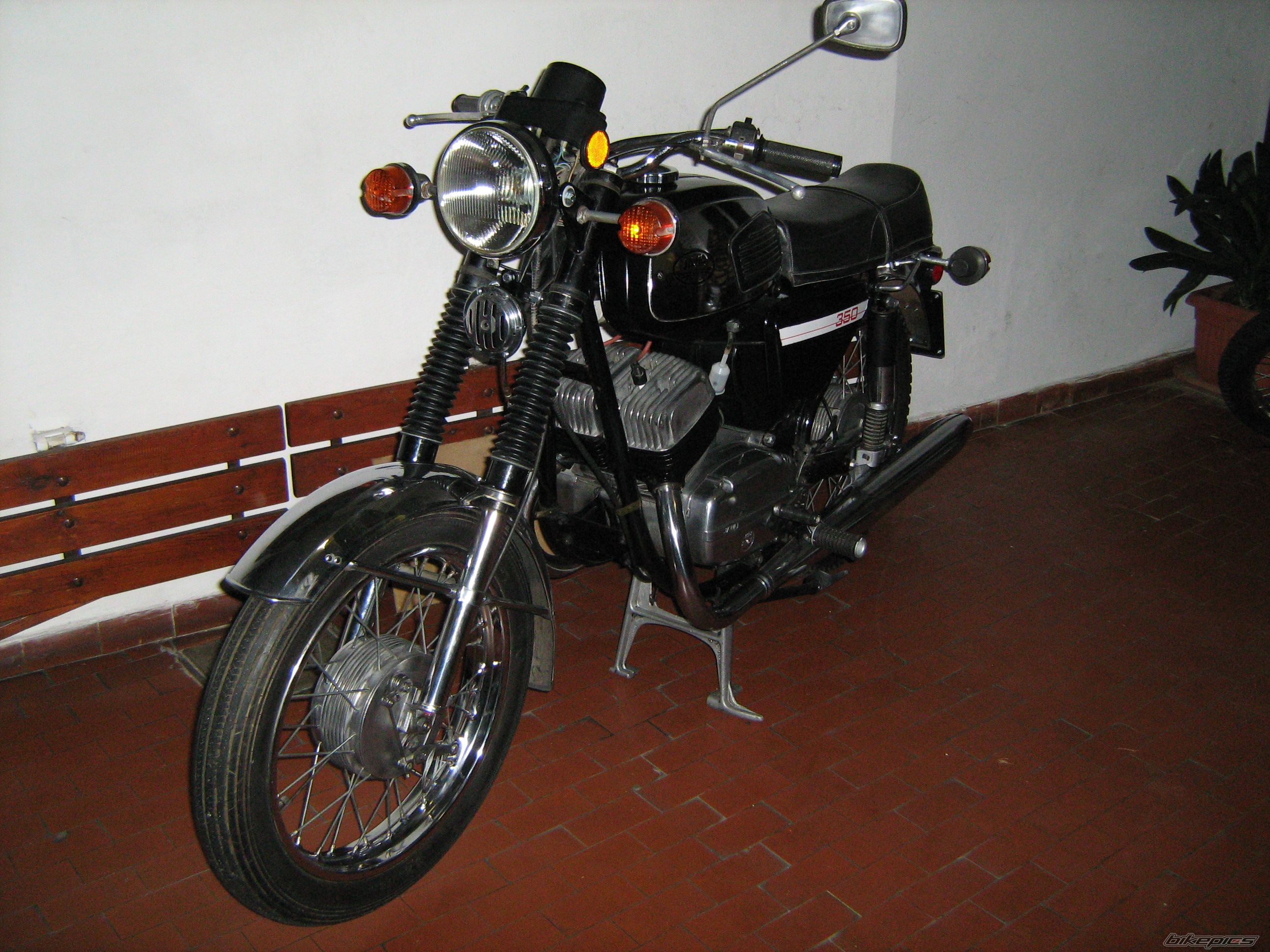 Bike Photo 1383235