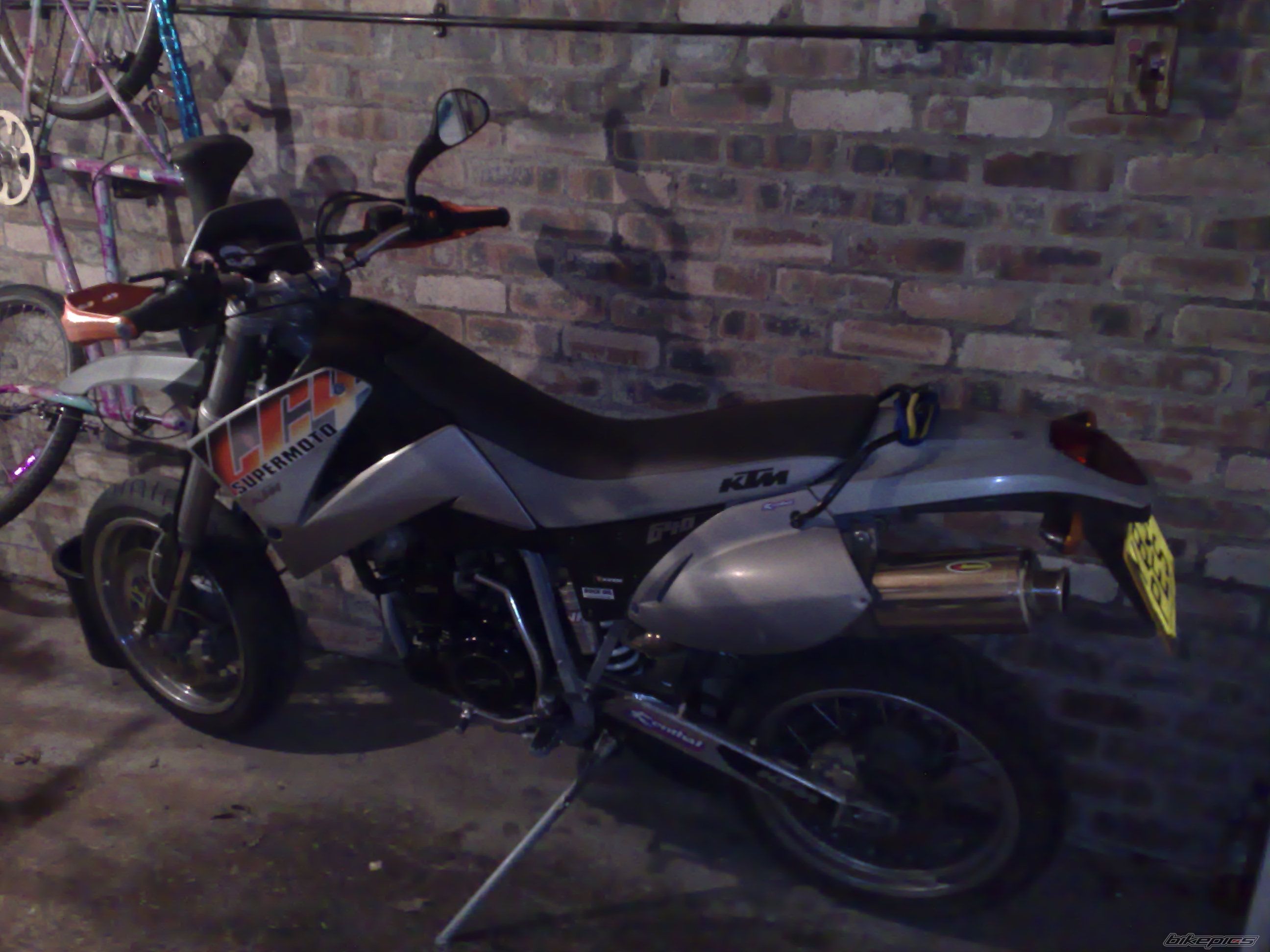 Photo 1383312