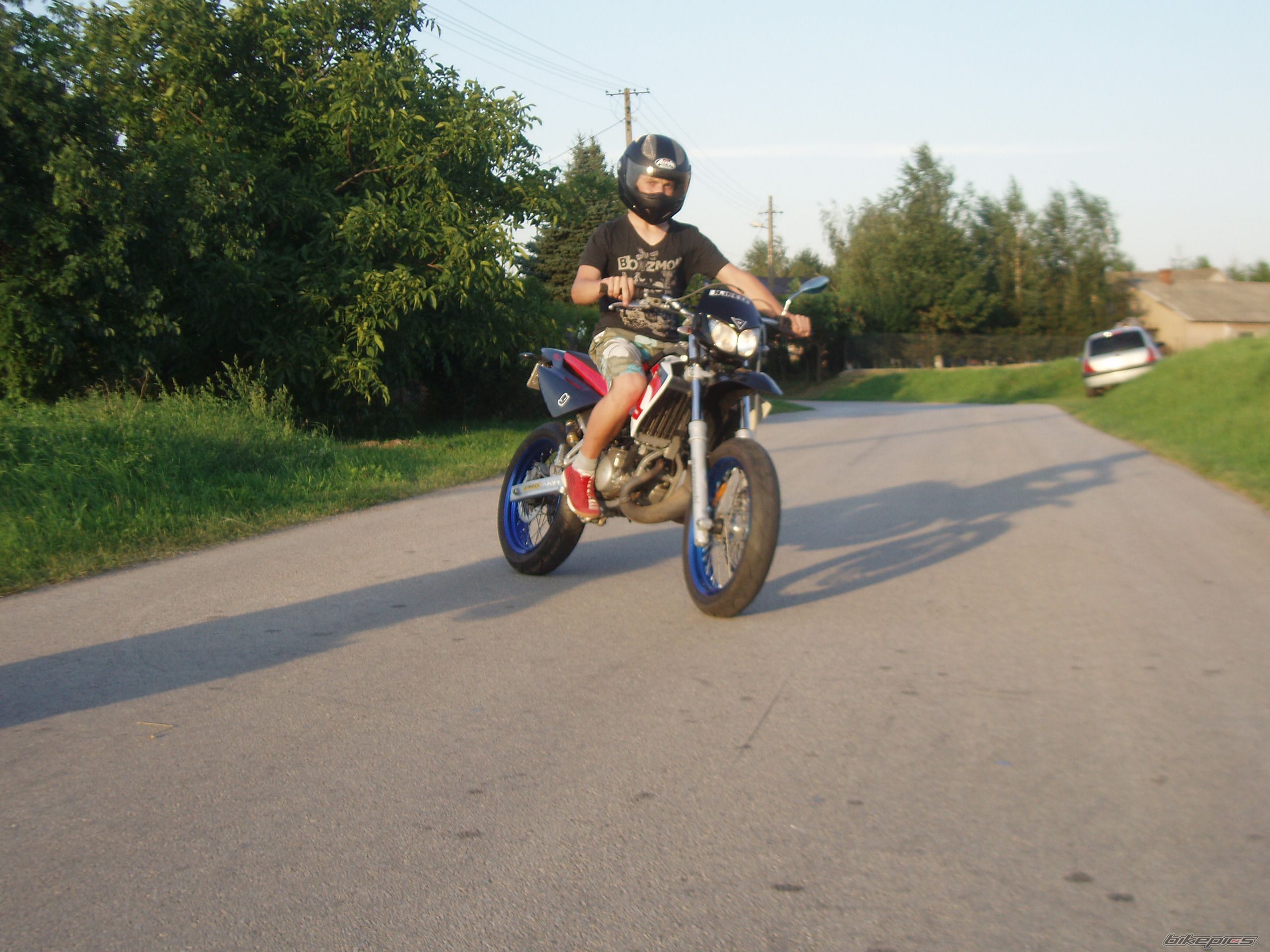 Photo 1383346