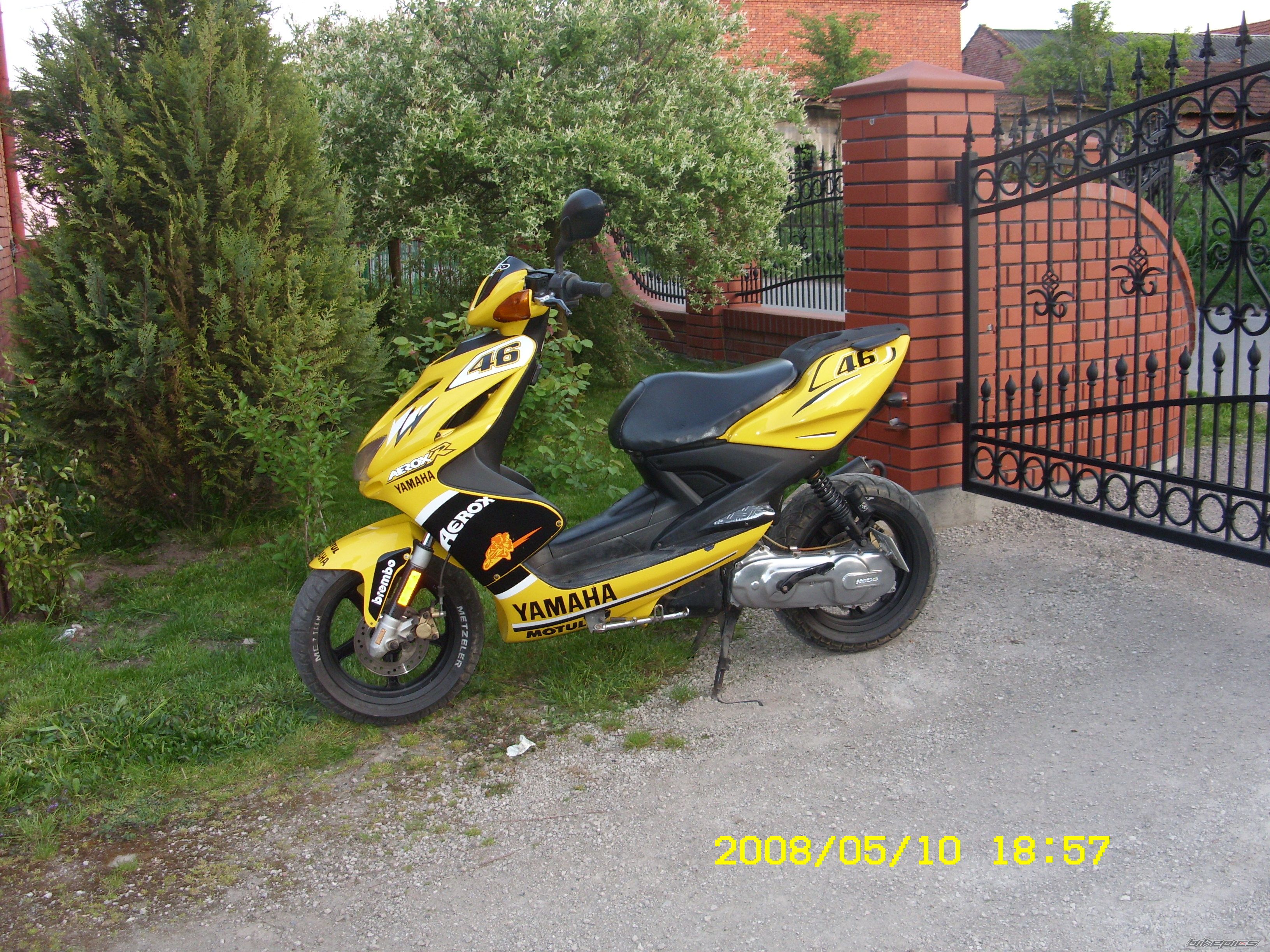 Photo 1383351