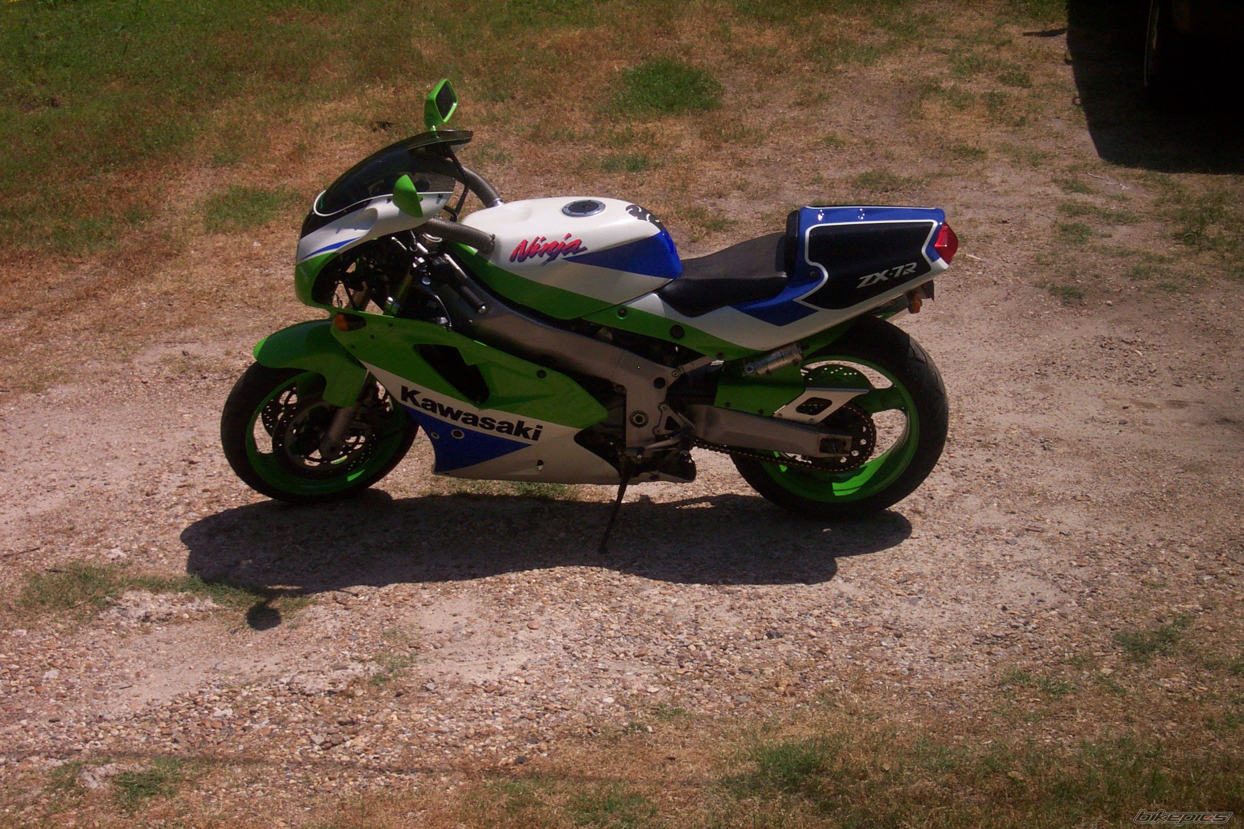 Photo 1383358